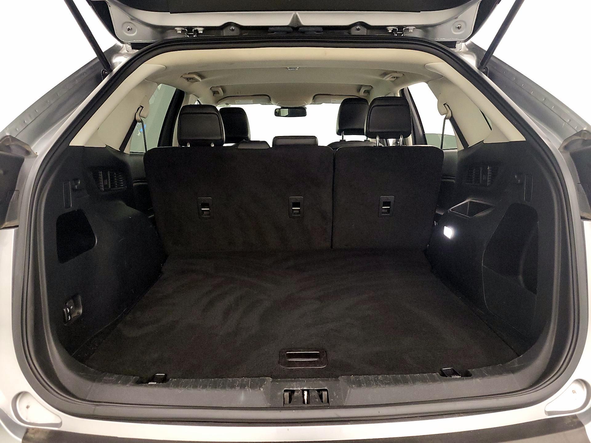 Thumbnail: 2022 Ford Edge - 20