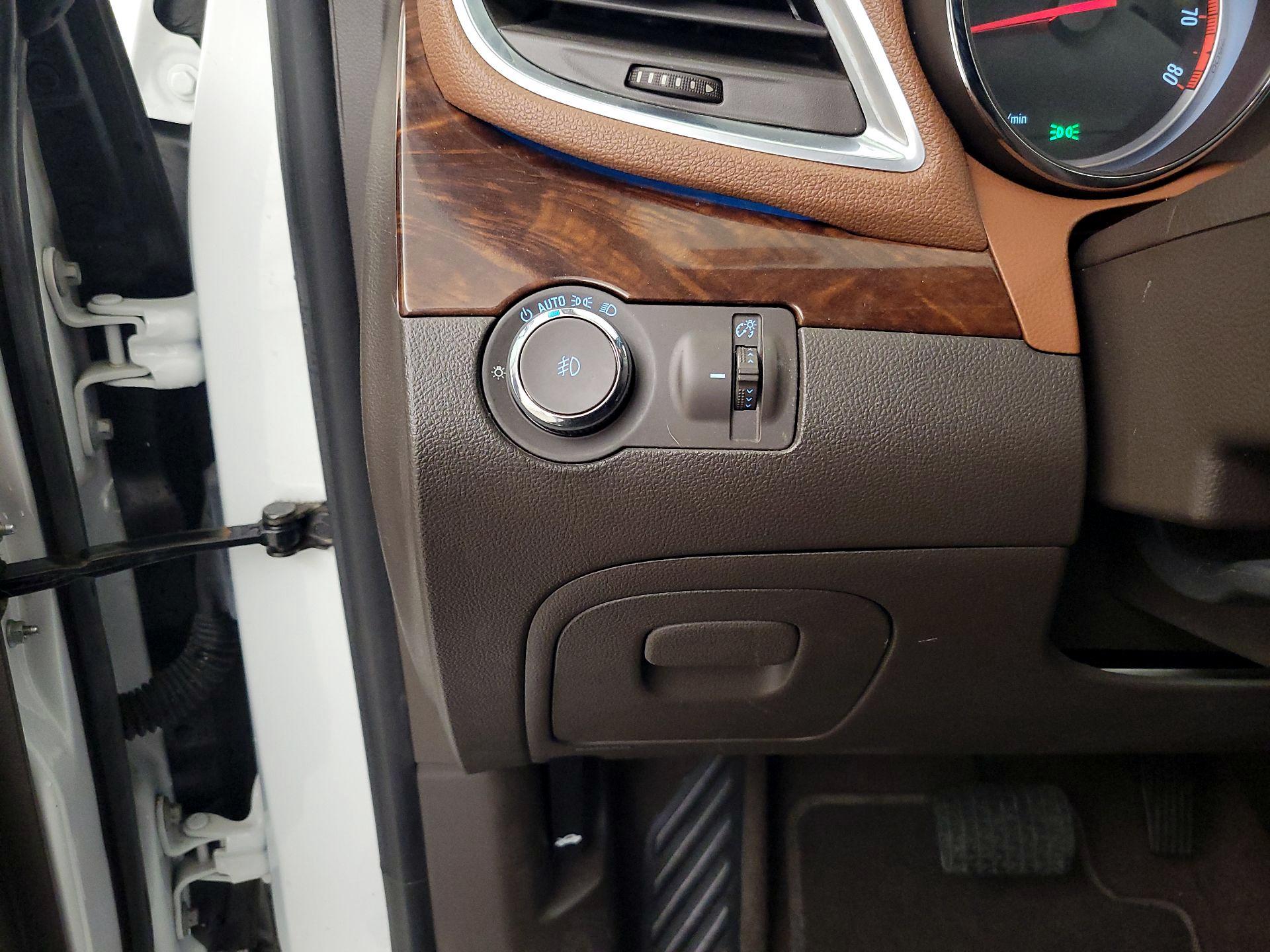 Thumbnail: 2016 Buick Encore - 13