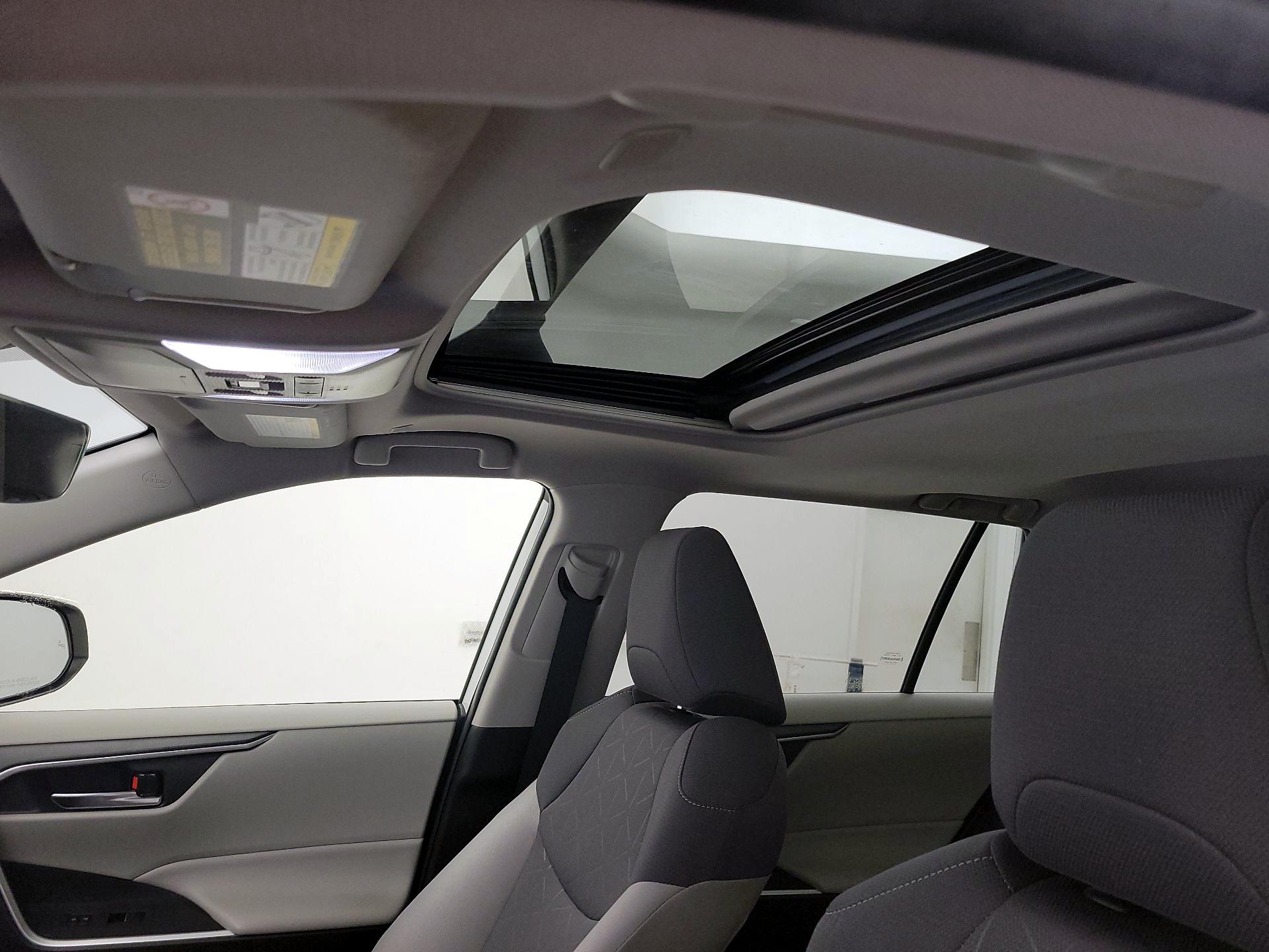 Thumbnail: 2023 Toyota RAV4 - 19