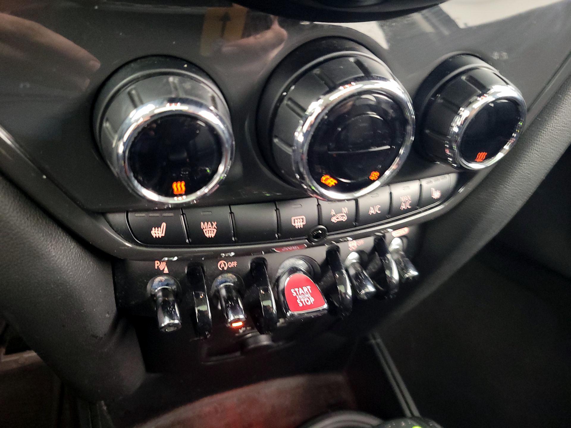 Thumbnail: 2018 MINI Cooper Countryman - 16