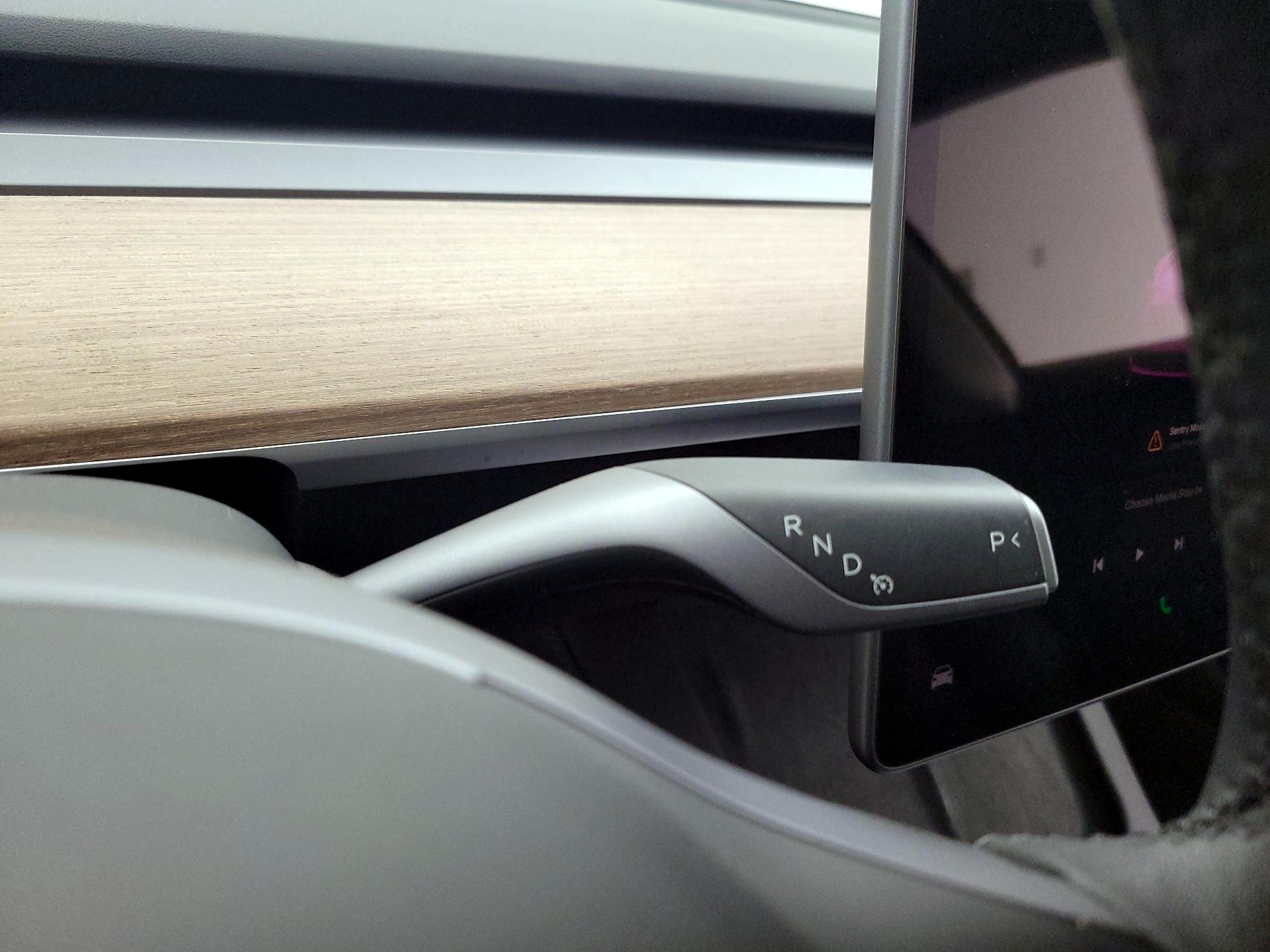 Thumbnail: 2023 Tesla Model 3 - 17