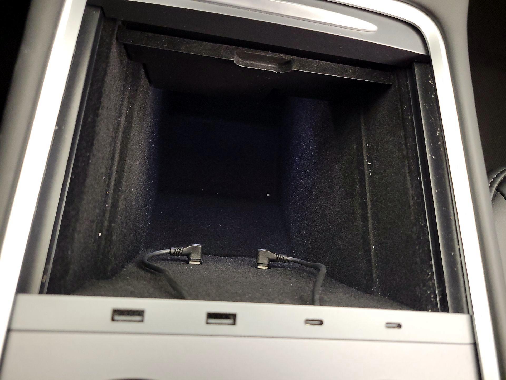 Thumbnail: 2023 Tesla Model 3 - 18