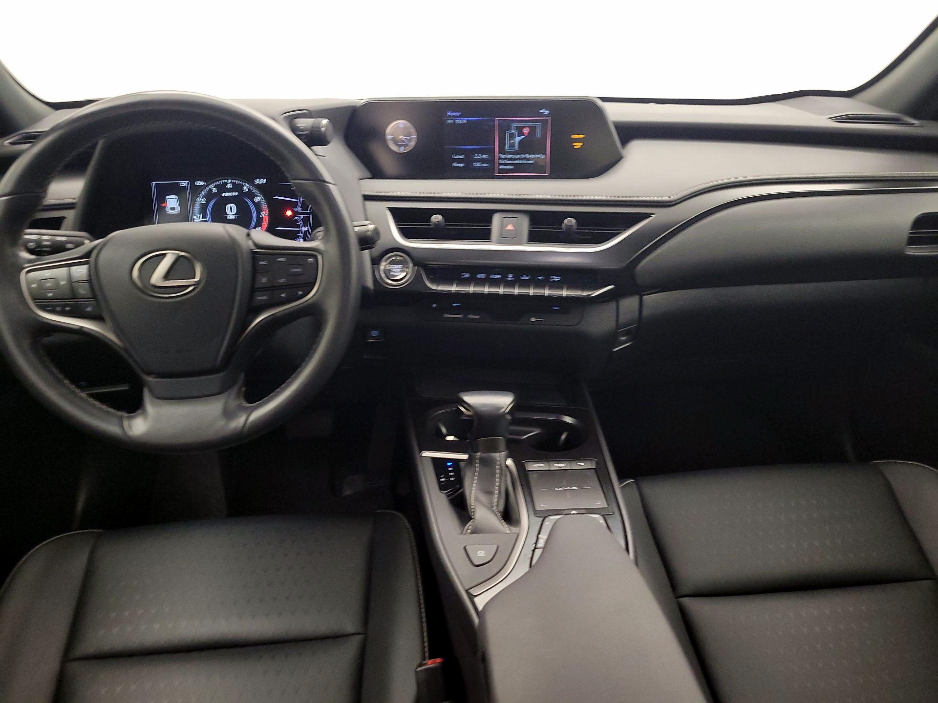 Thumbnail: 2020 Lexus UX - 9