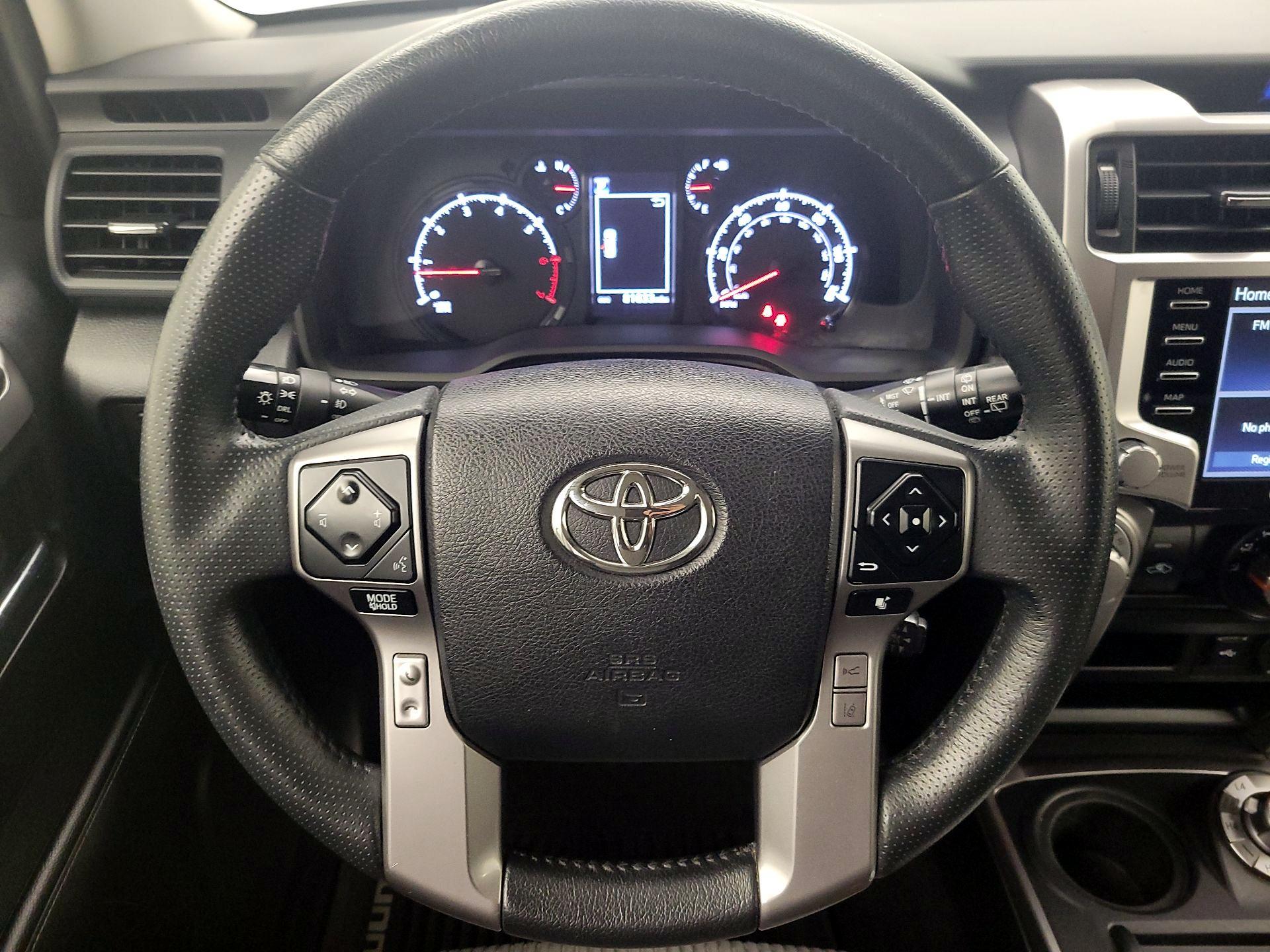 Thumbnail: 2020 Toyota 4Runner - 10