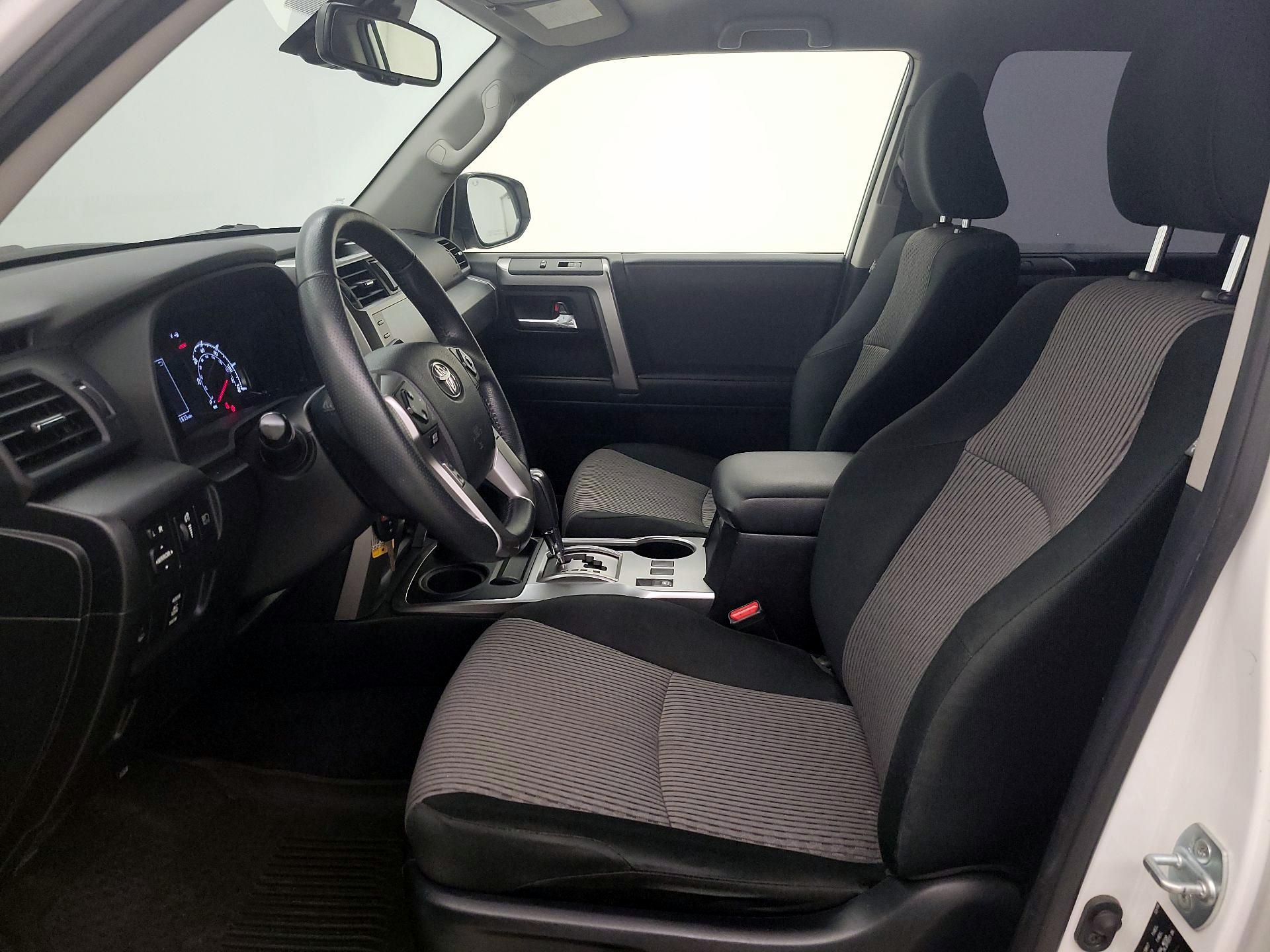 Thumbnail: 2020 Toyota 4Runner - 11