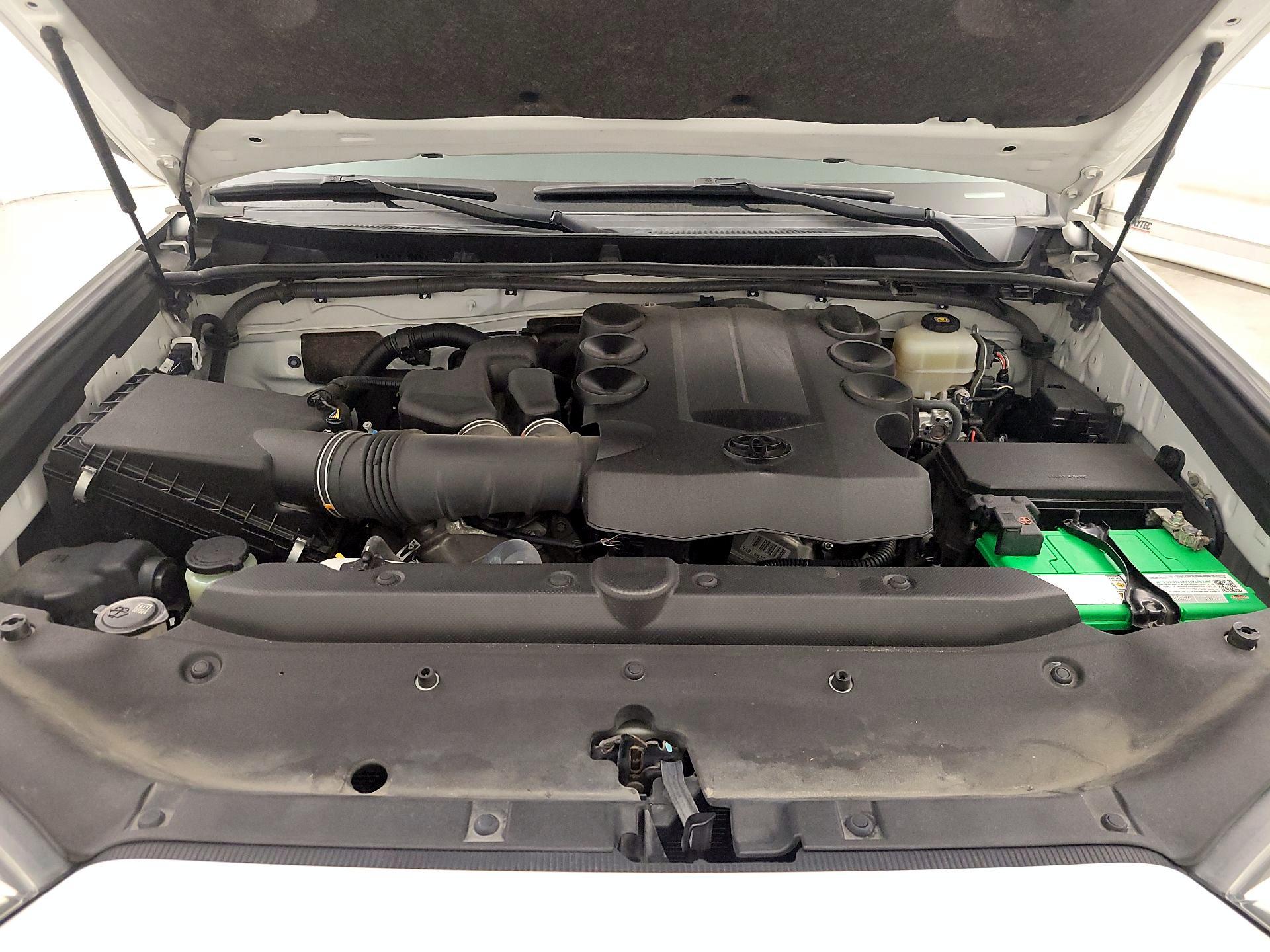 Thumbnail: 2020 Toyota 4Runner - 20