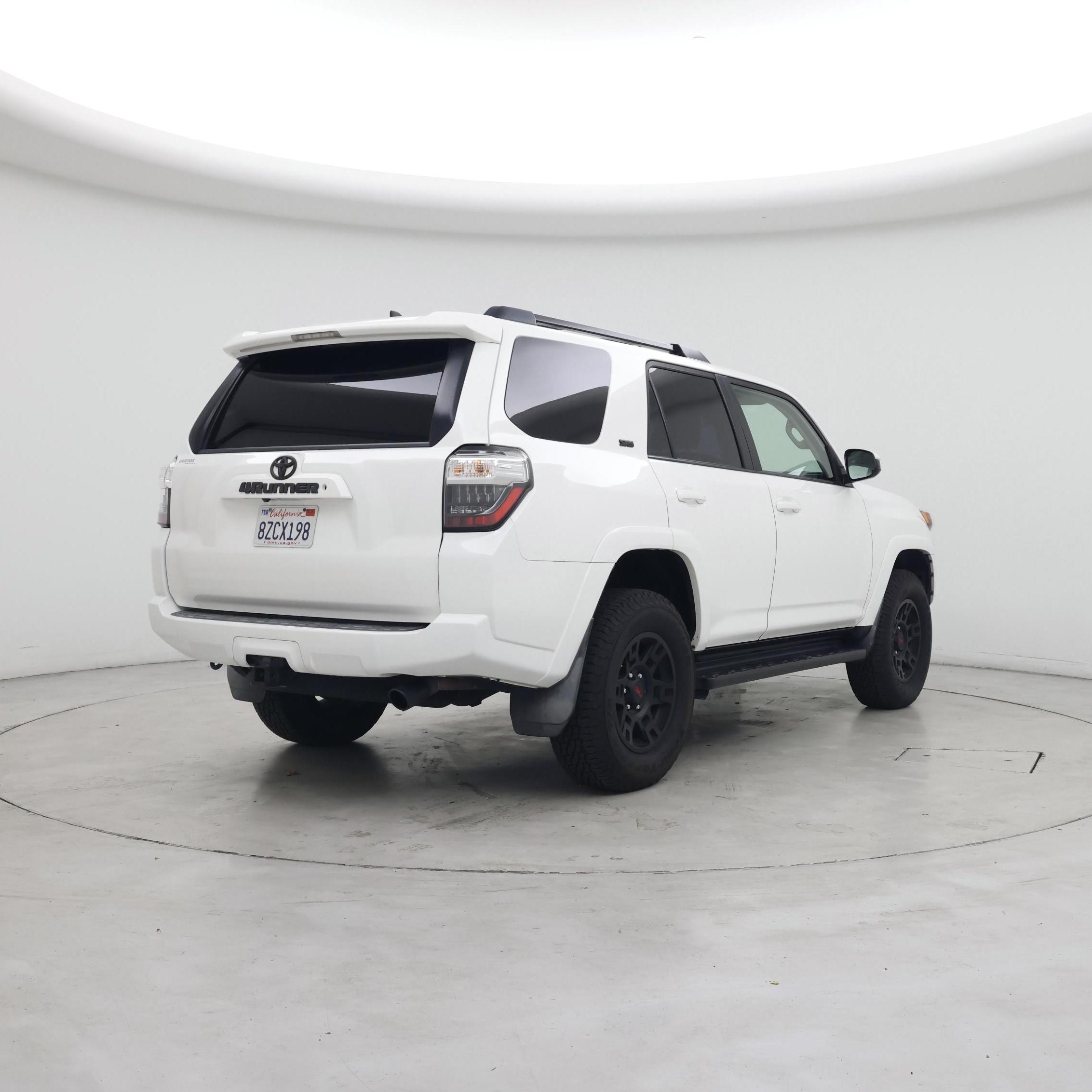 Thumbnail: 2020 Toyota 4Runner - 8