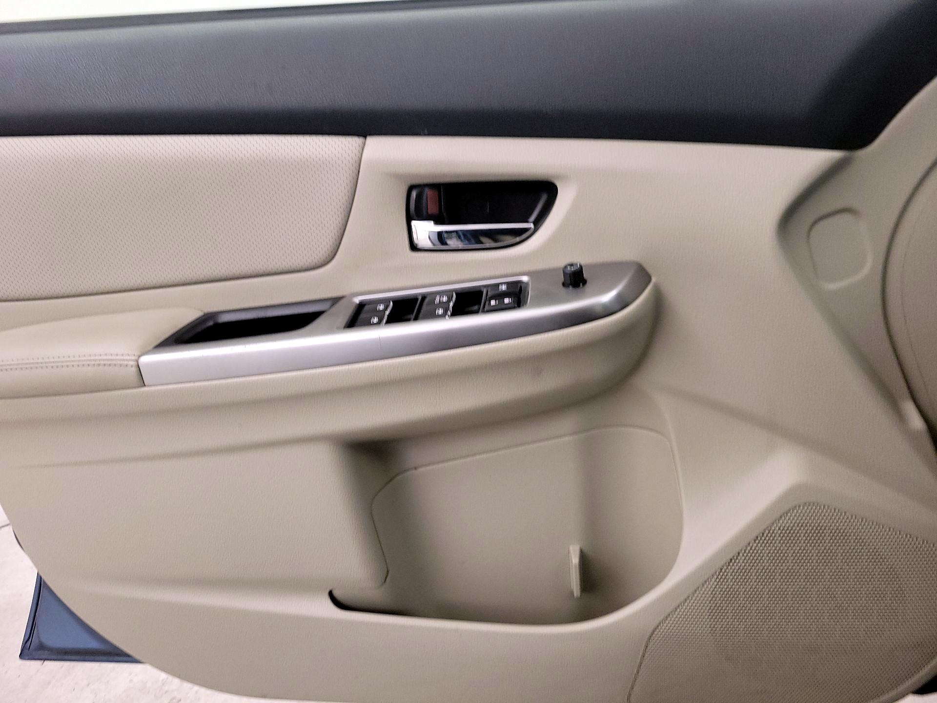 Thumbnail: 2015 Subaru XV Crosstrek - 12