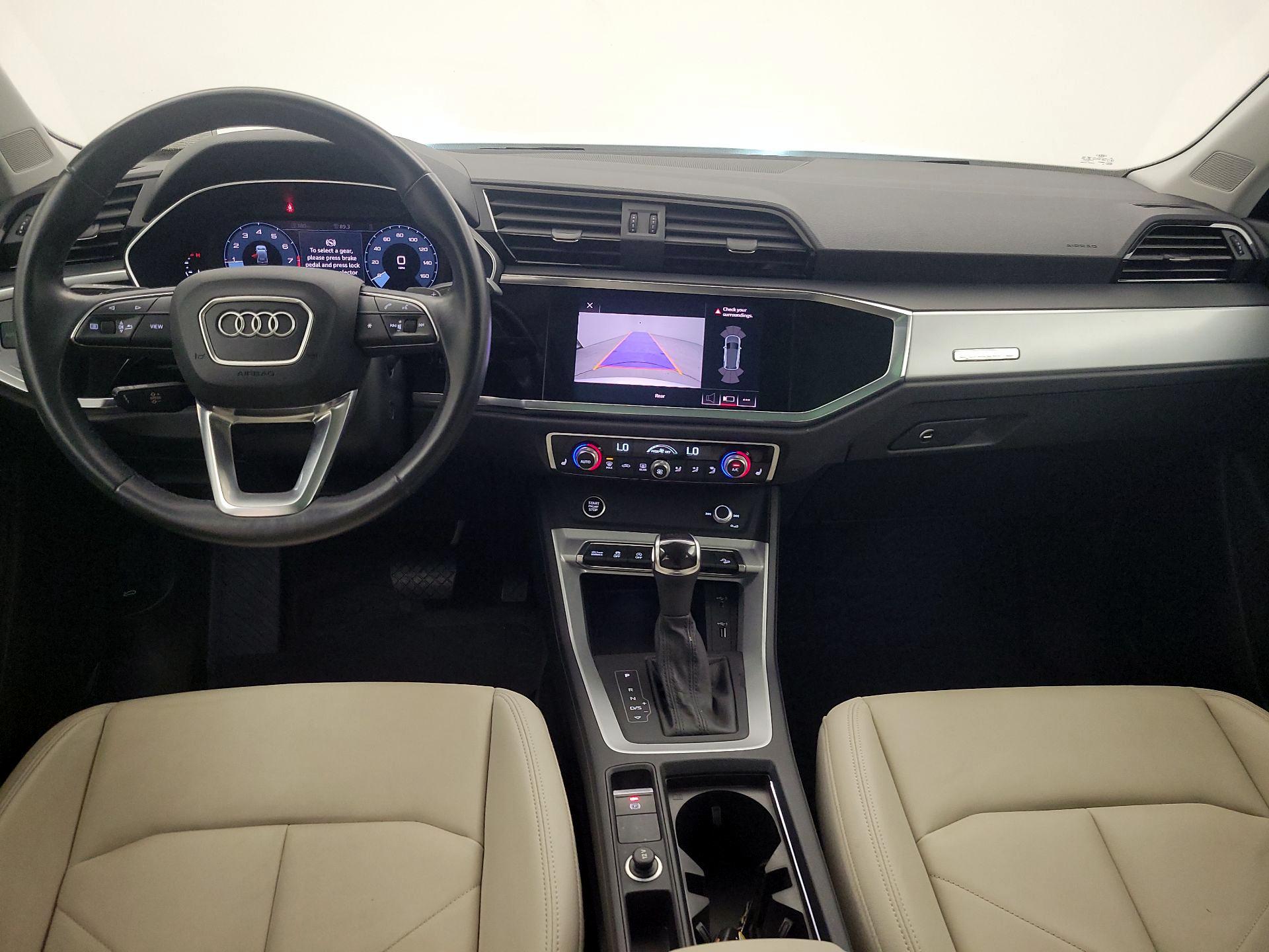 Thumbnail: 2021 Audi Q3 - 9