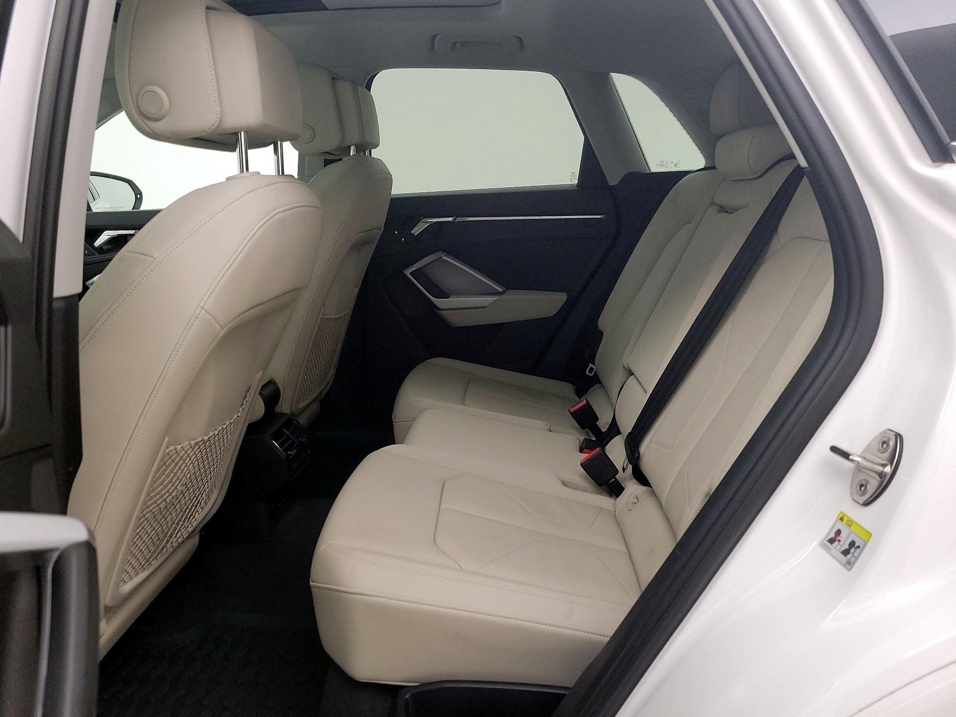 Thumbnail: 2021 Audi Q3 - 20