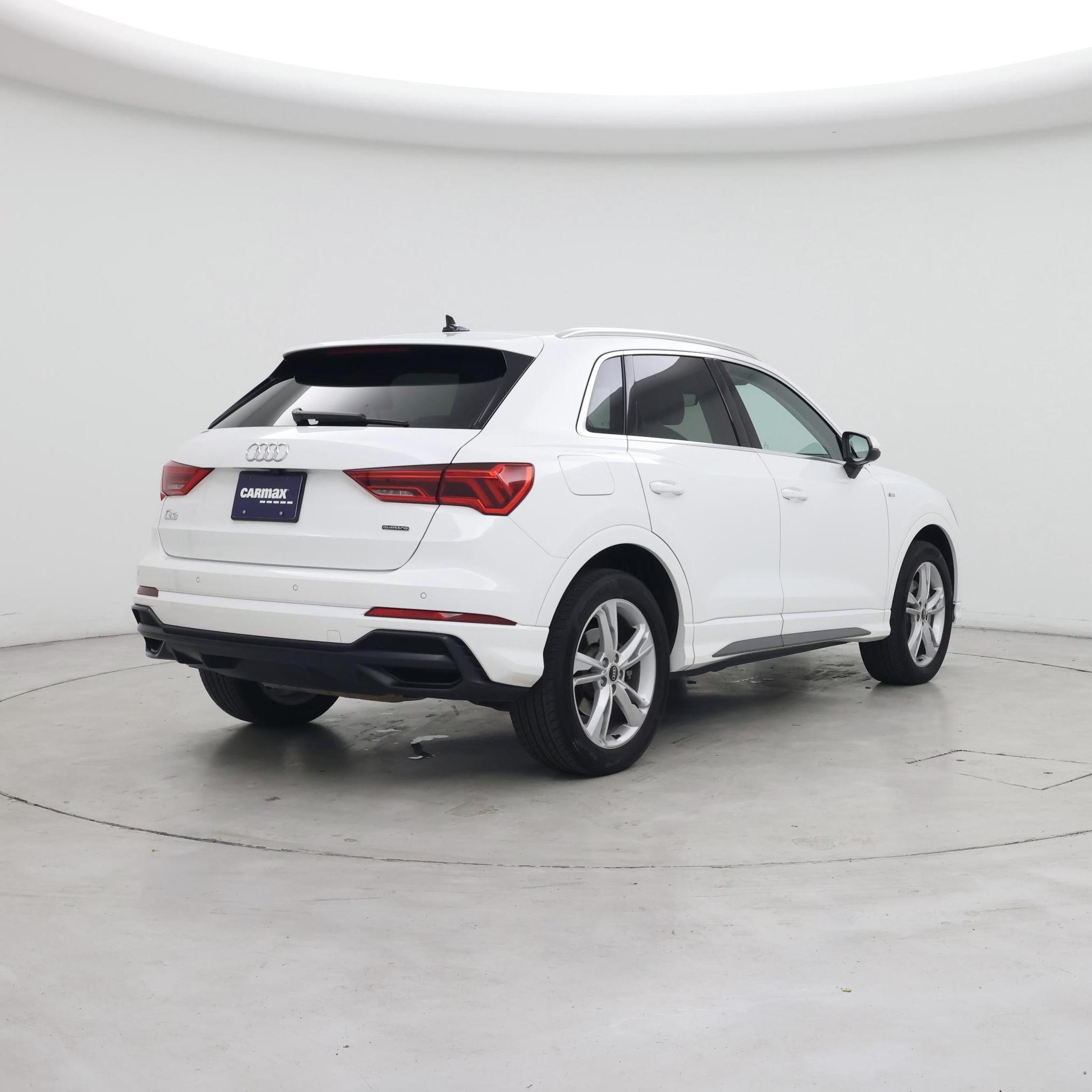 Thumbnail: 2021 Audi Q3 - 8