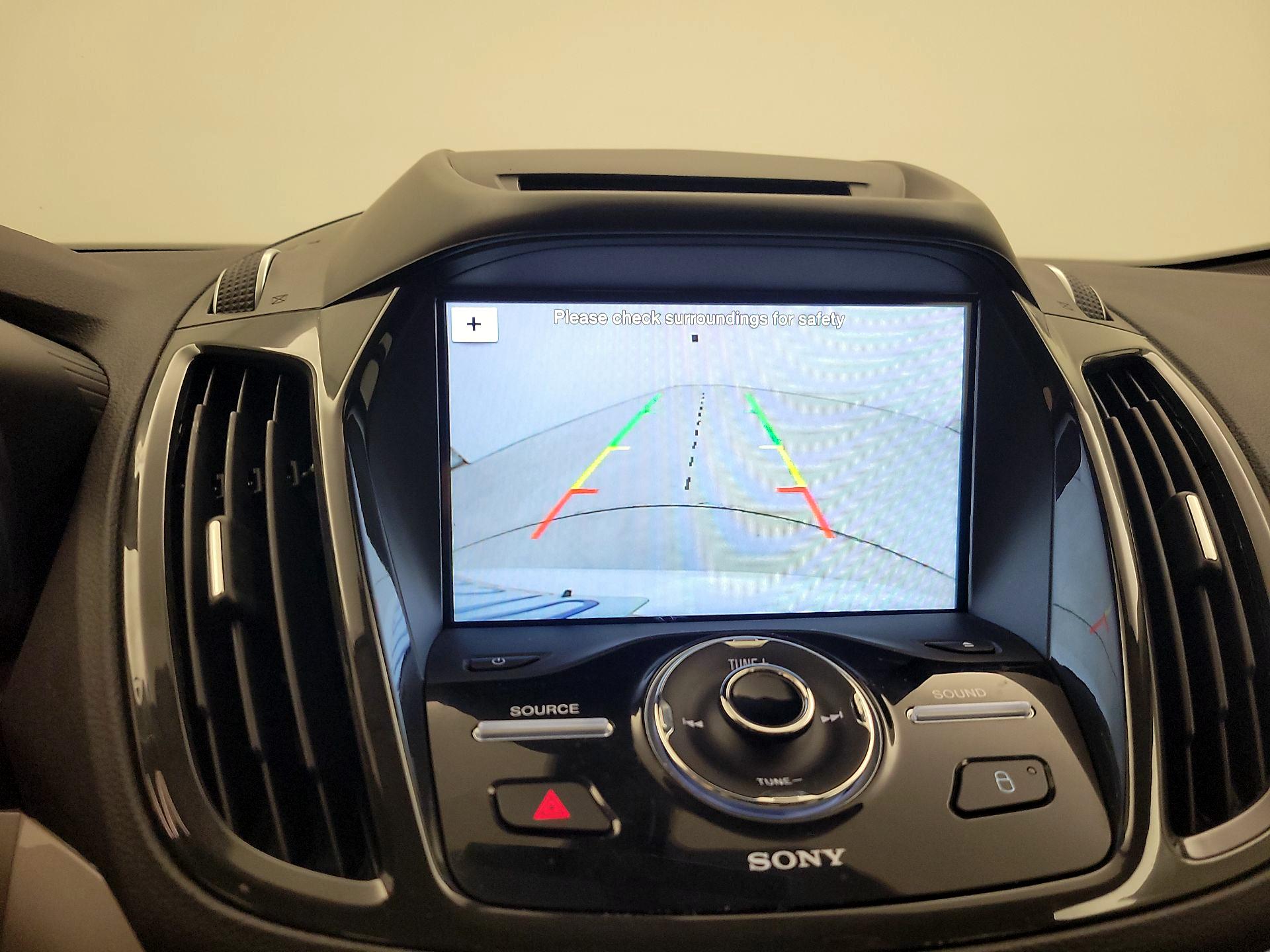 Thumbnail: 2016 Ford C-Max - 15