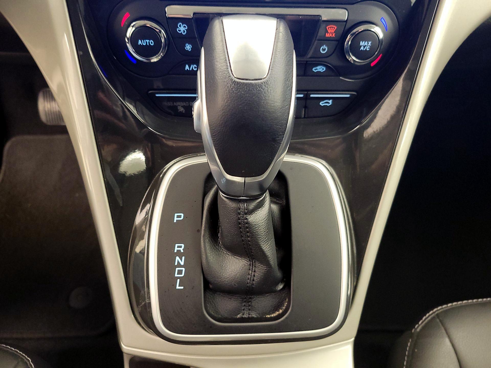 Thumbnail: 2016 Ford C-Max - 18