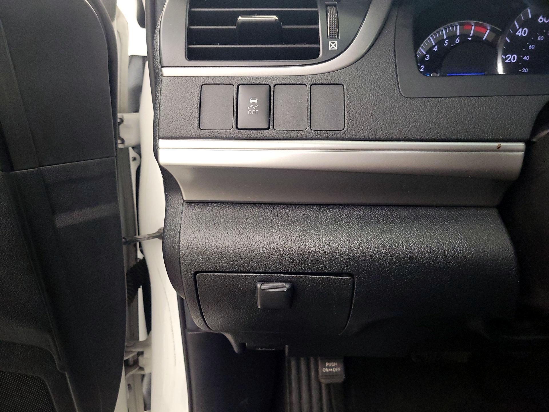 Thumbnail: 2014 Toyota Camry - 13