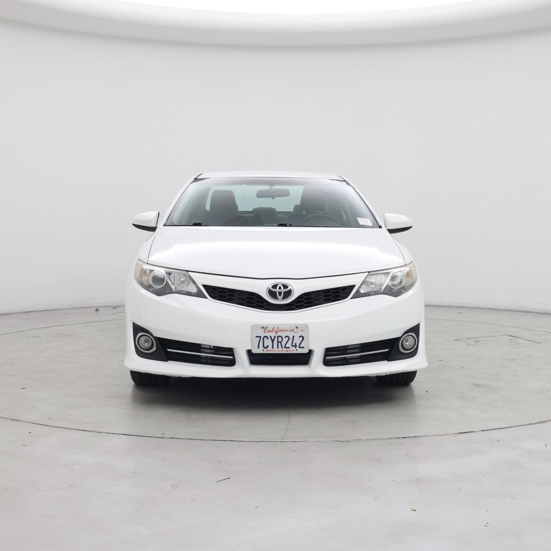 Thumbnail: 2014 Toyota Camry - 5