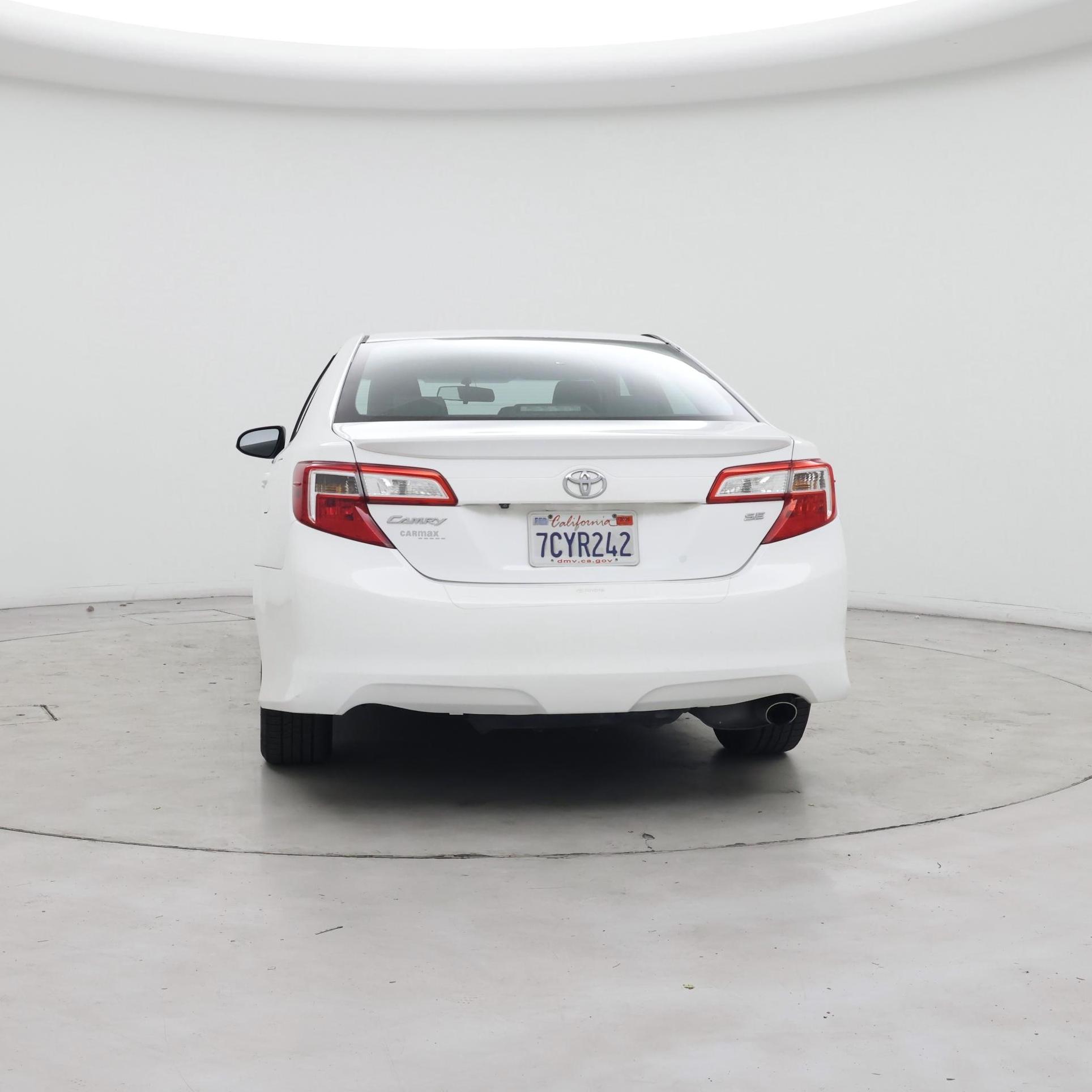 Thumbnail: 2014 Toyota Camry - 6