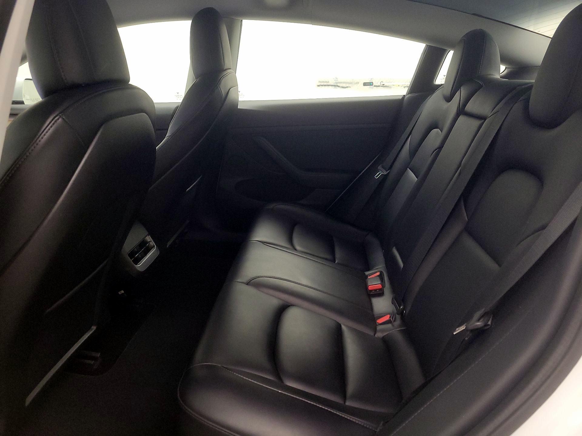 Thumbnail: 2021 Tesla Model 3 - 18