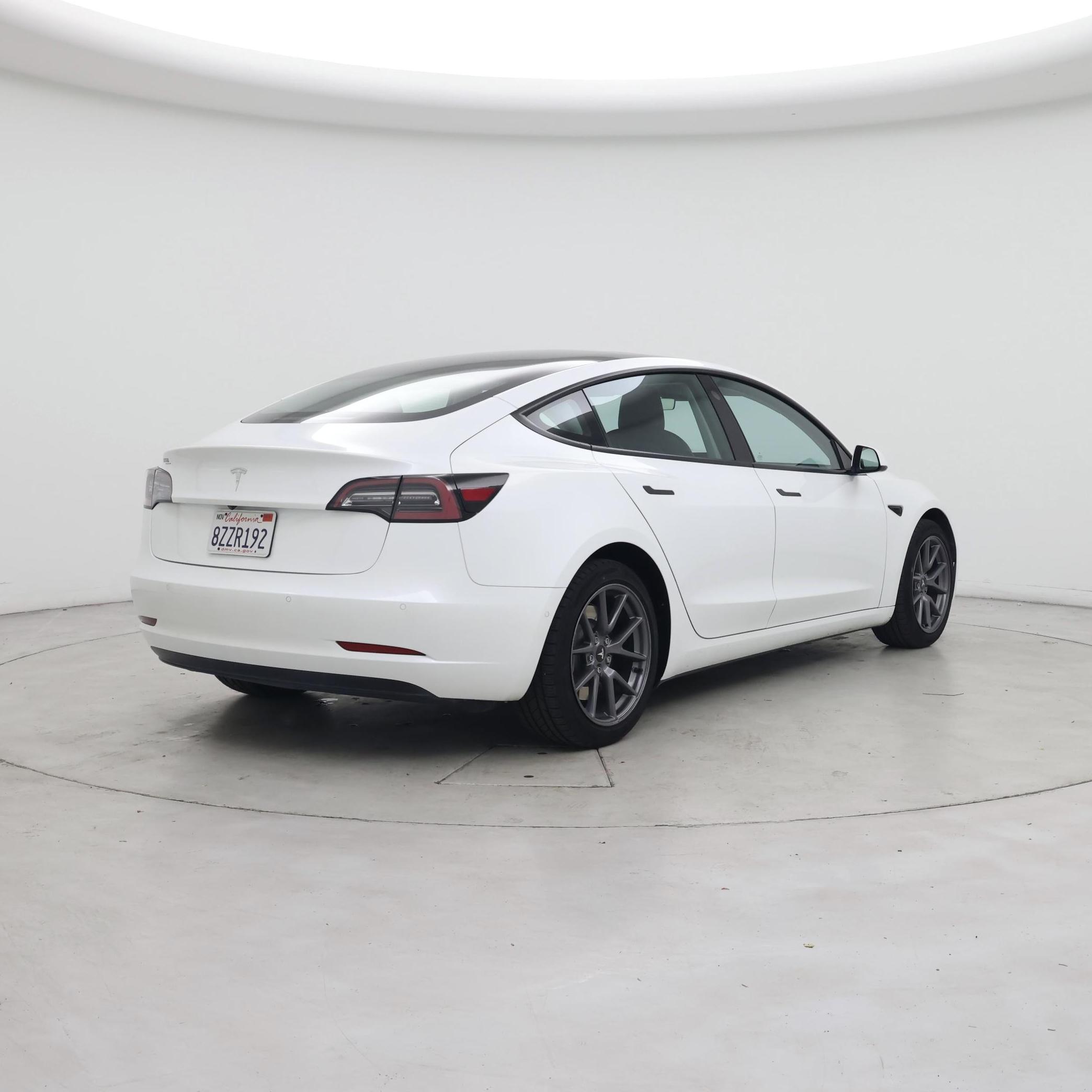 Thumbnail: 2021 Tesla Model 3 - 8