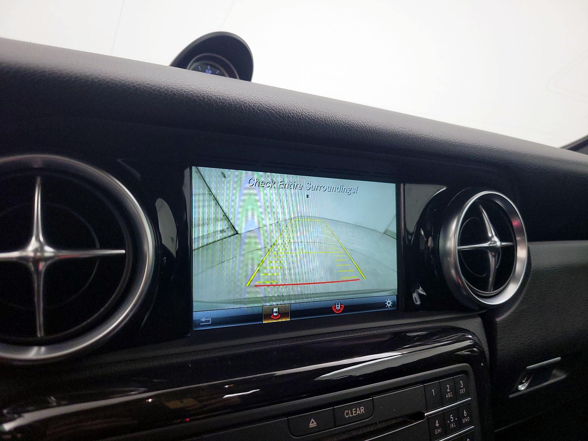 Thumbnail: 2017 Mercedes-Benz SLC - 14