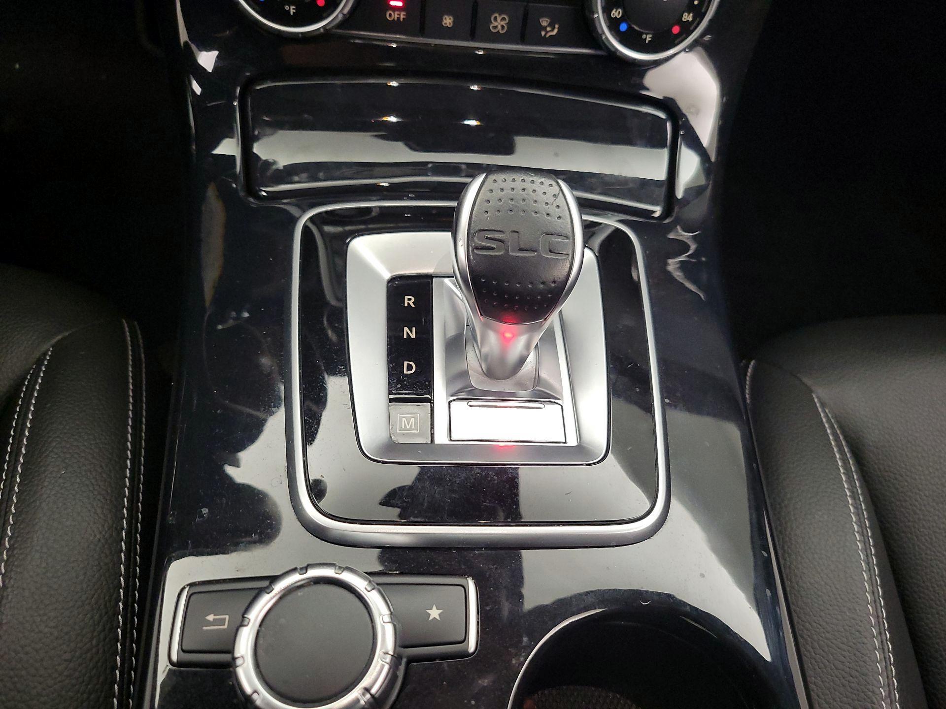 Thumbnail: 2017 Mercedes-Benz SLC - 17