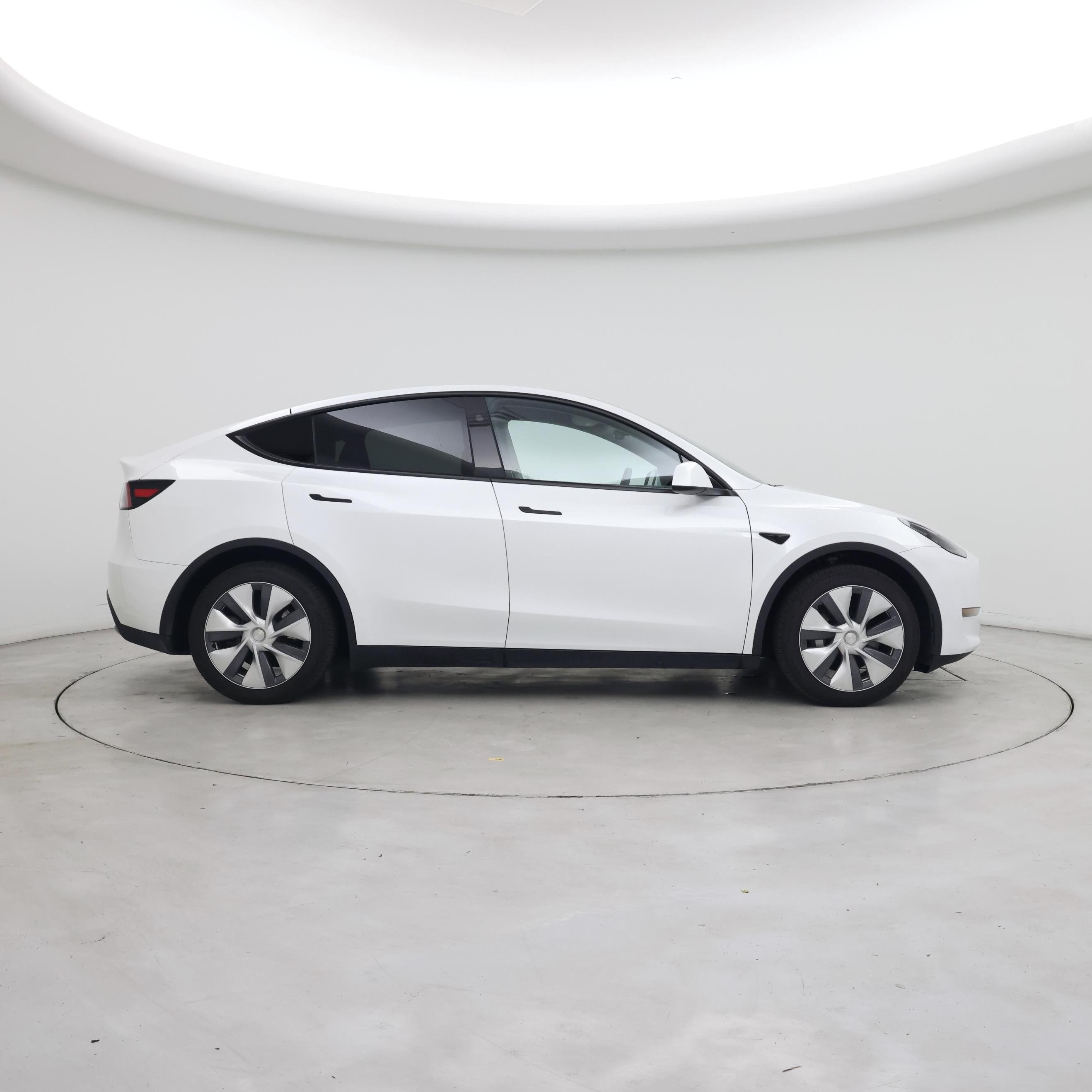 Thumbnail: 2024 Tesla Model Y - 7