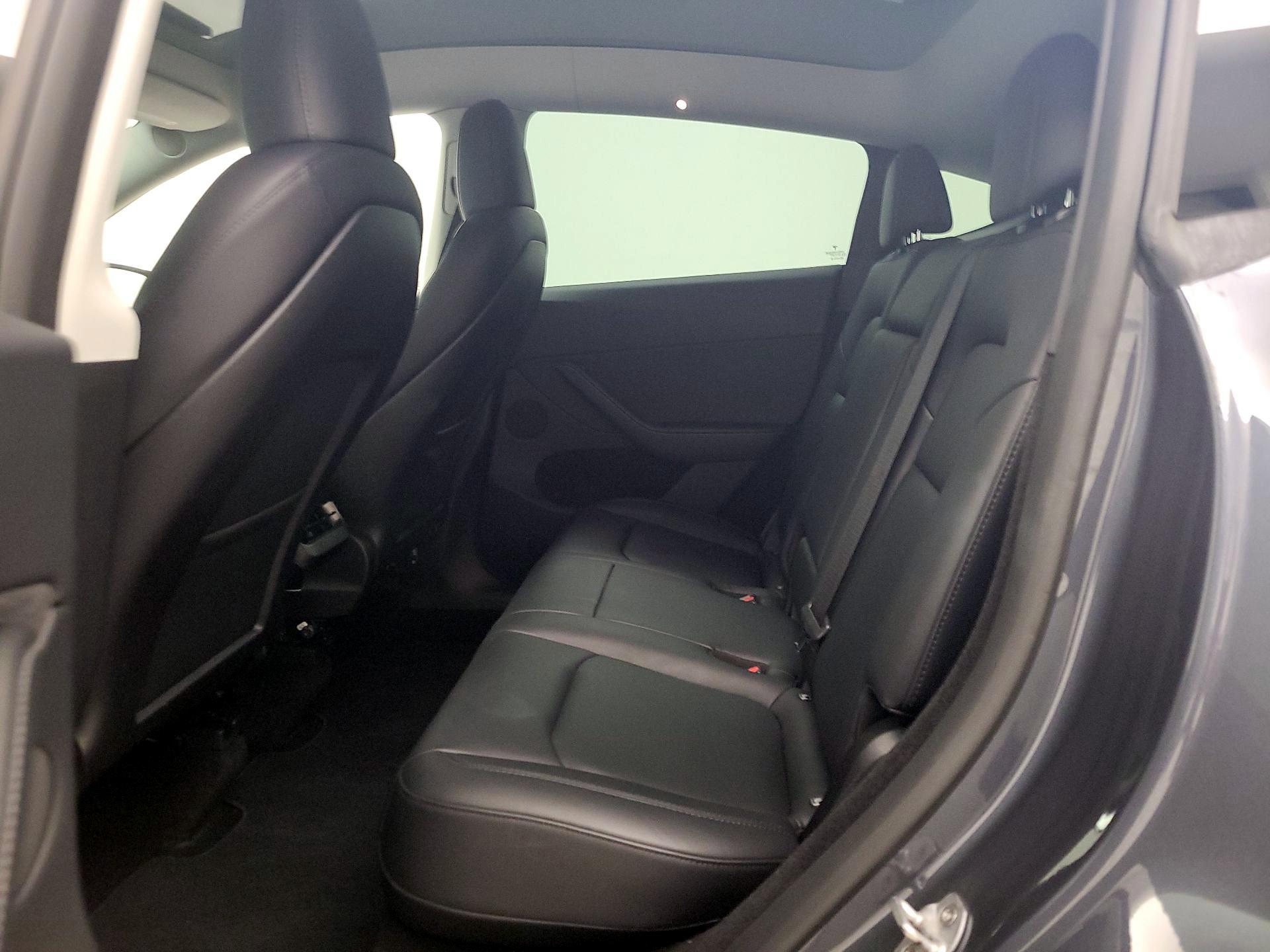 Thumbnail: 2023 Tesla Model Y - 18