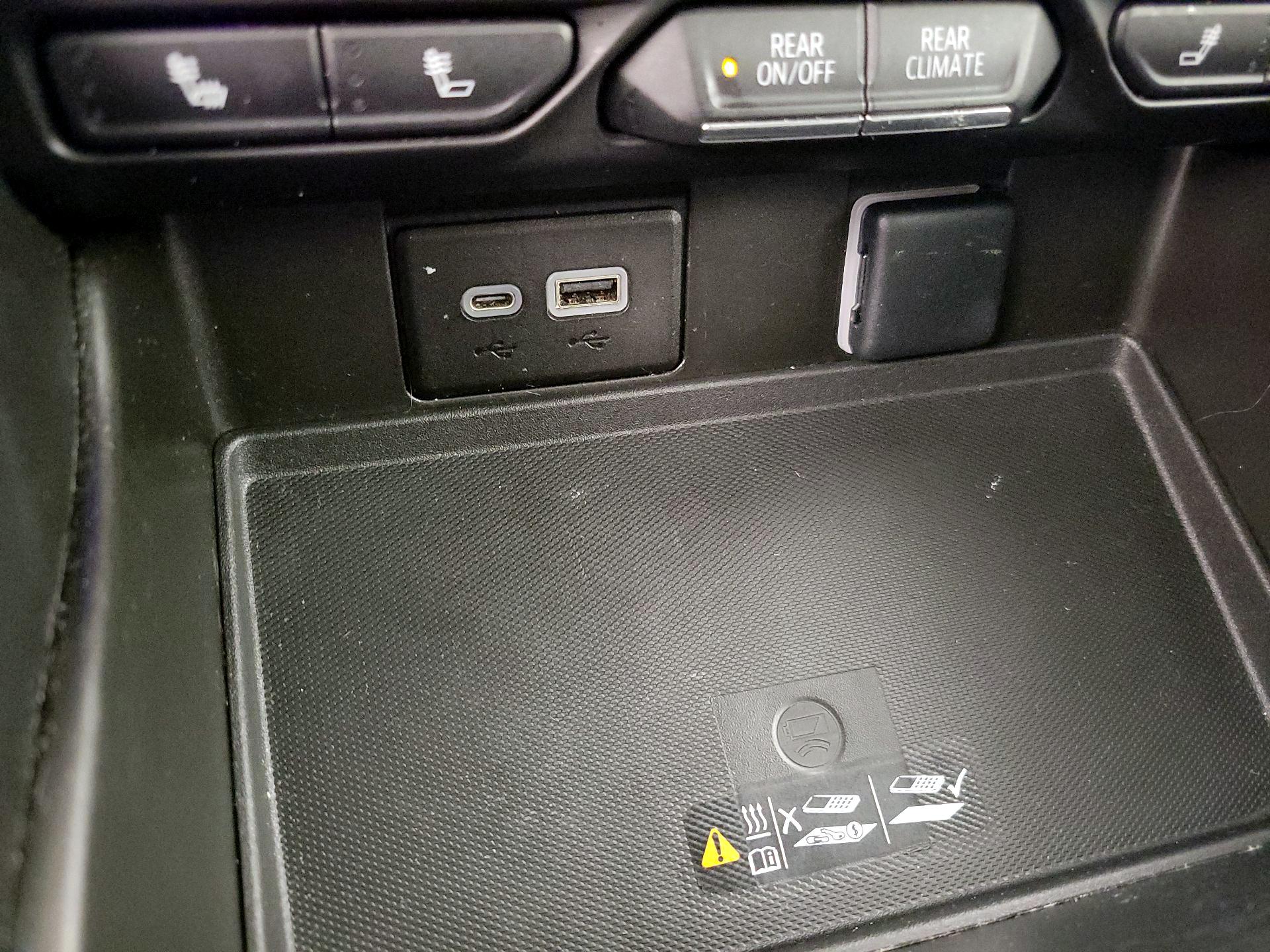 Thumbnail: 2022 Chevrolet Tahoe - 18