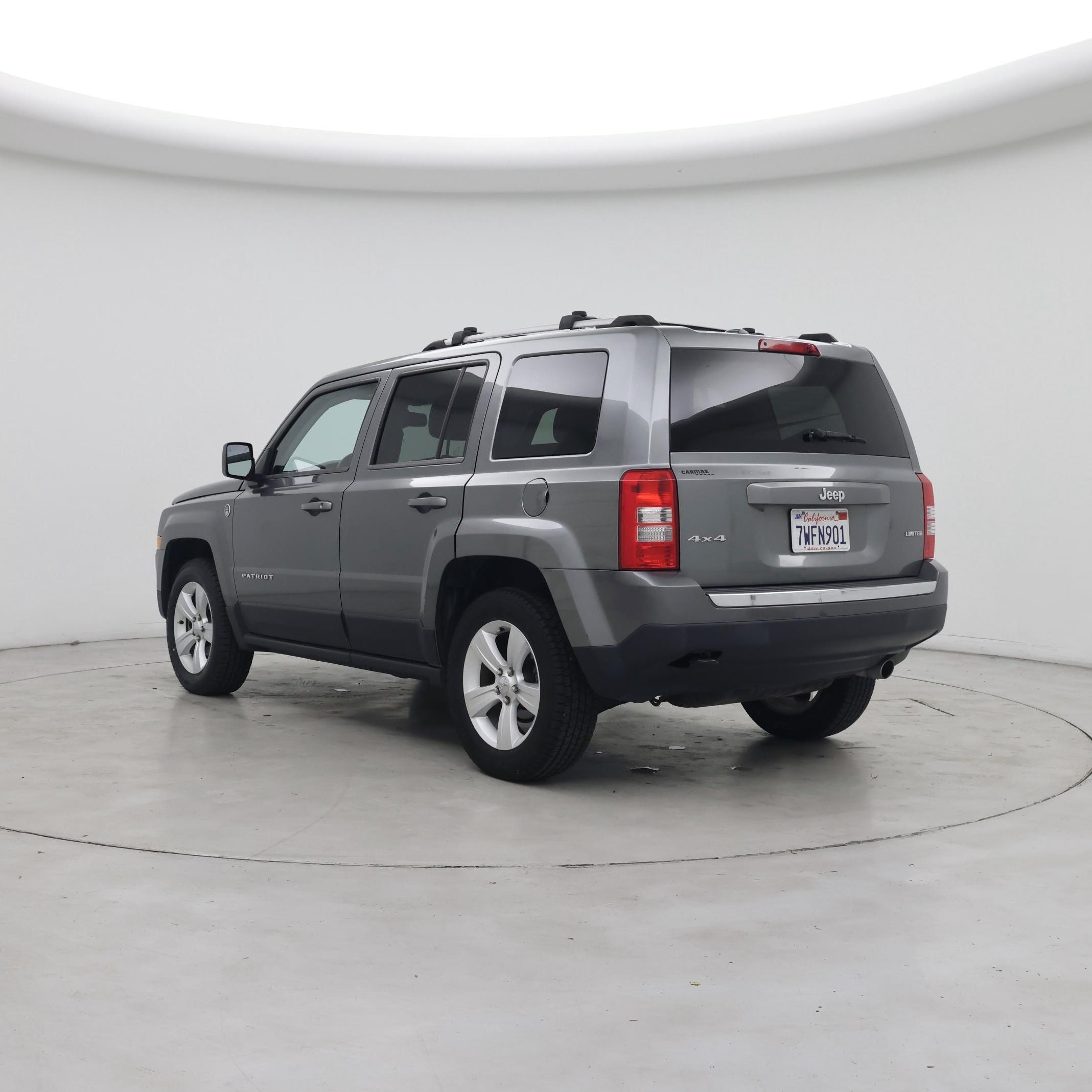 Thumbnail: 2014 Jeep Patriot - 2