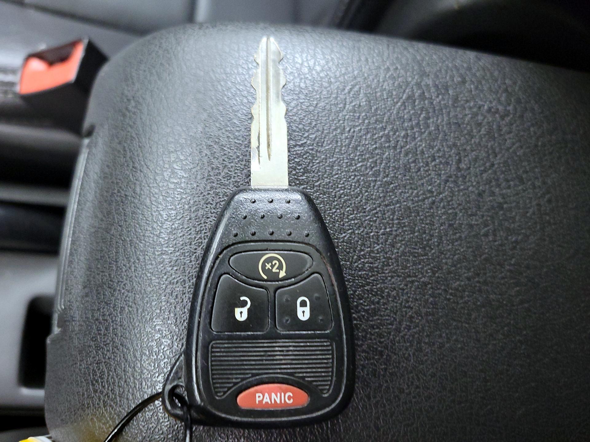 Thumbnail: 2014 Jeep Patriot - 19