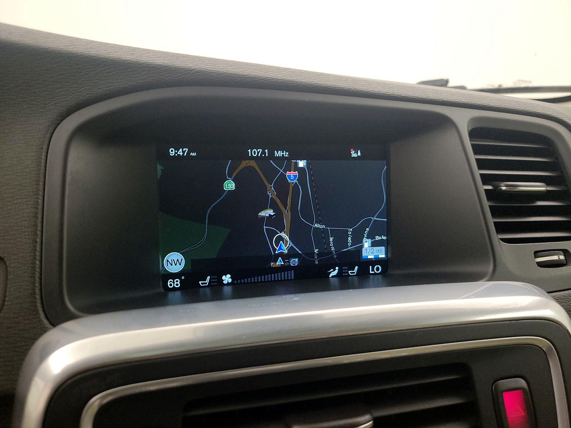 Thumbnail: 2015 Volvo S60 - 14