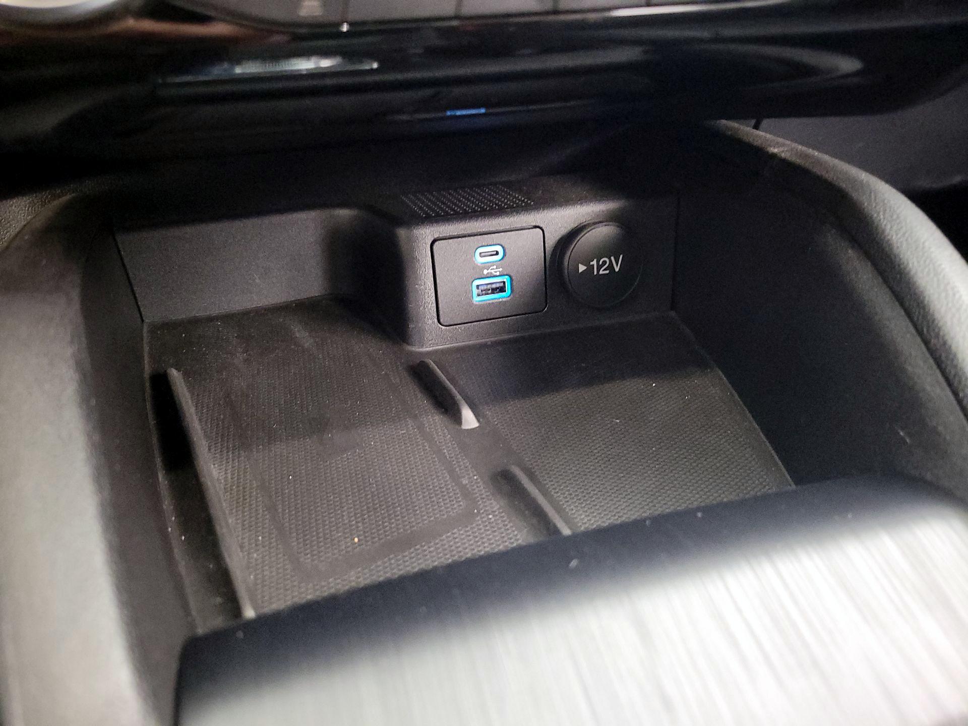 Thumbnail: 2022 Ford Escape - 18