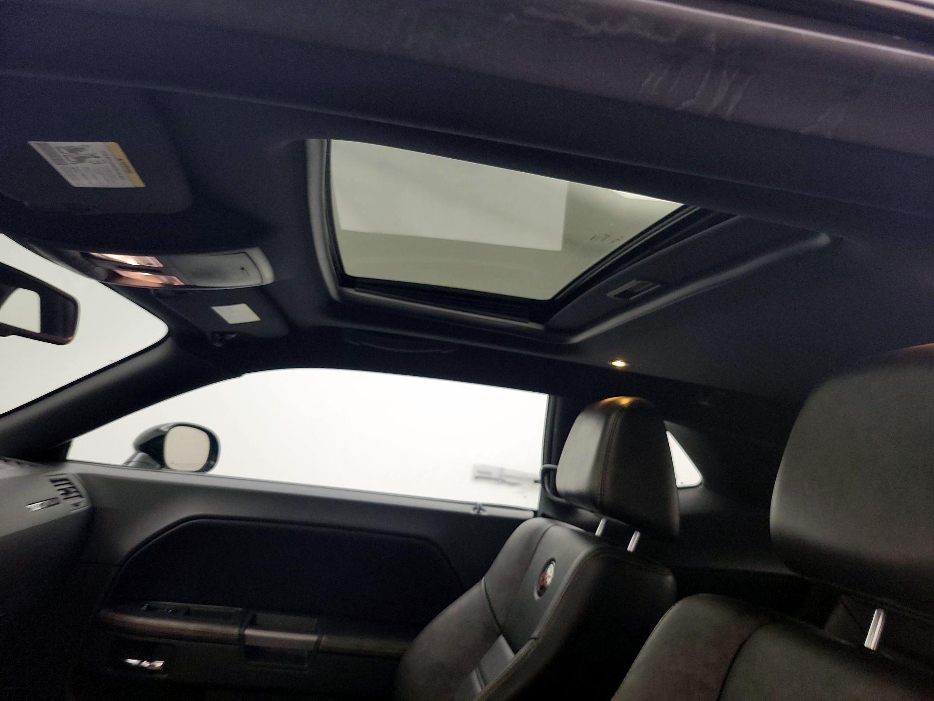 Thumbnail: 2014 Dodge Challenger - 18