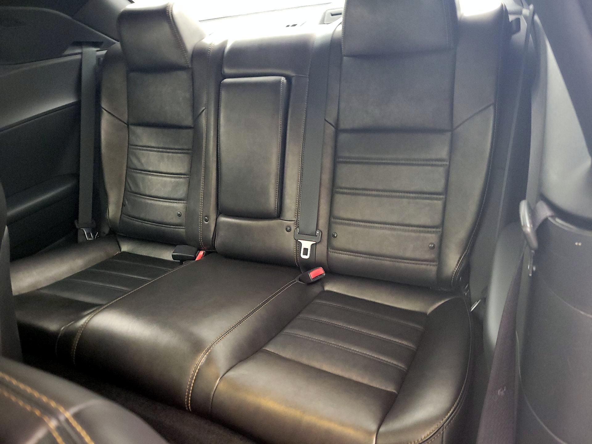 Thumbnail: 2014 Dodge Challenger - 19