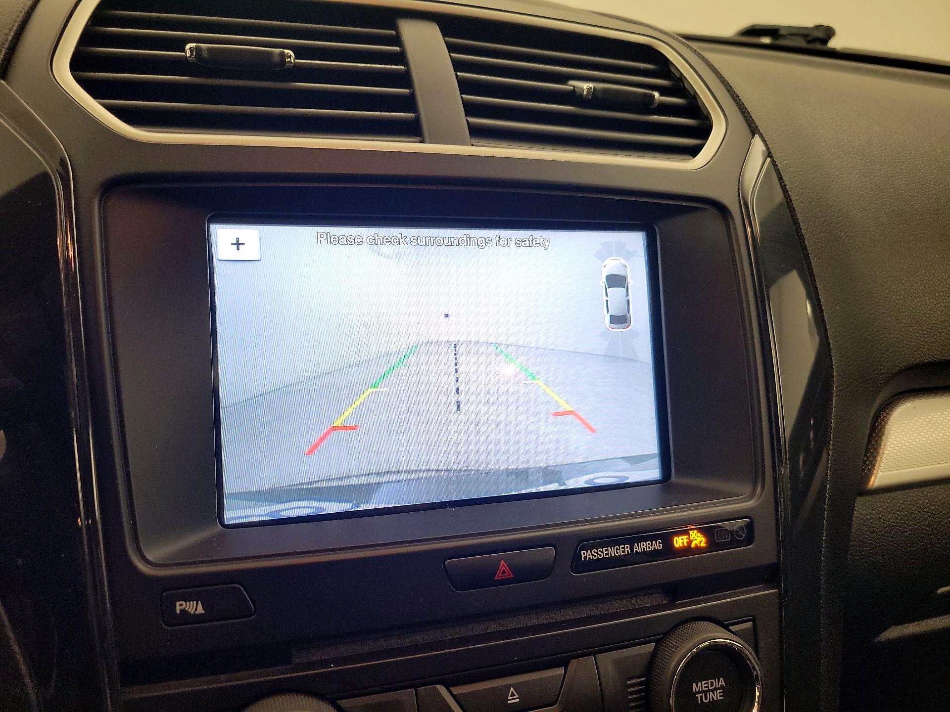 Thumbnail: 2017 Ford Explorer - 15