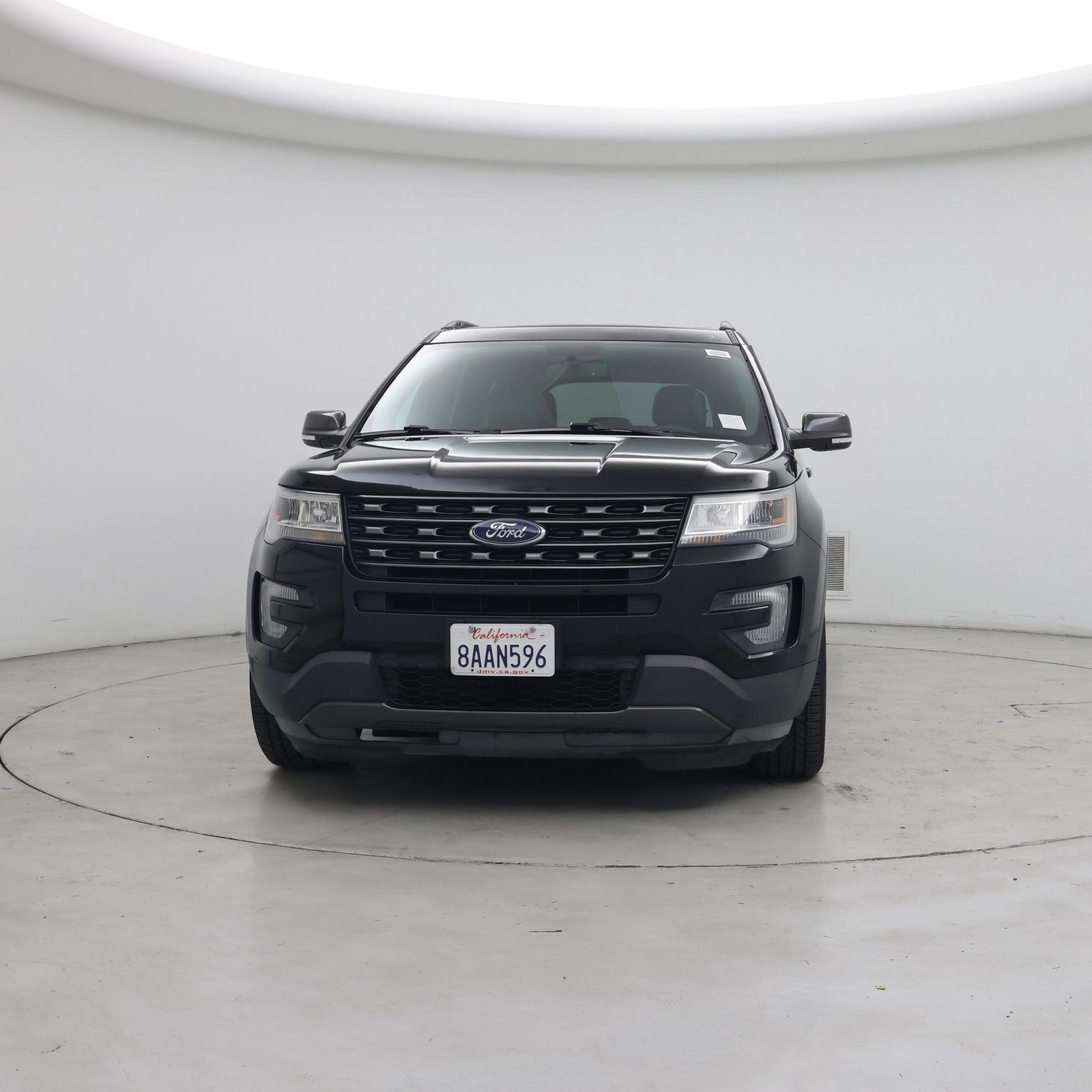 Thumbnail: 2017 Ford Explorer - 5