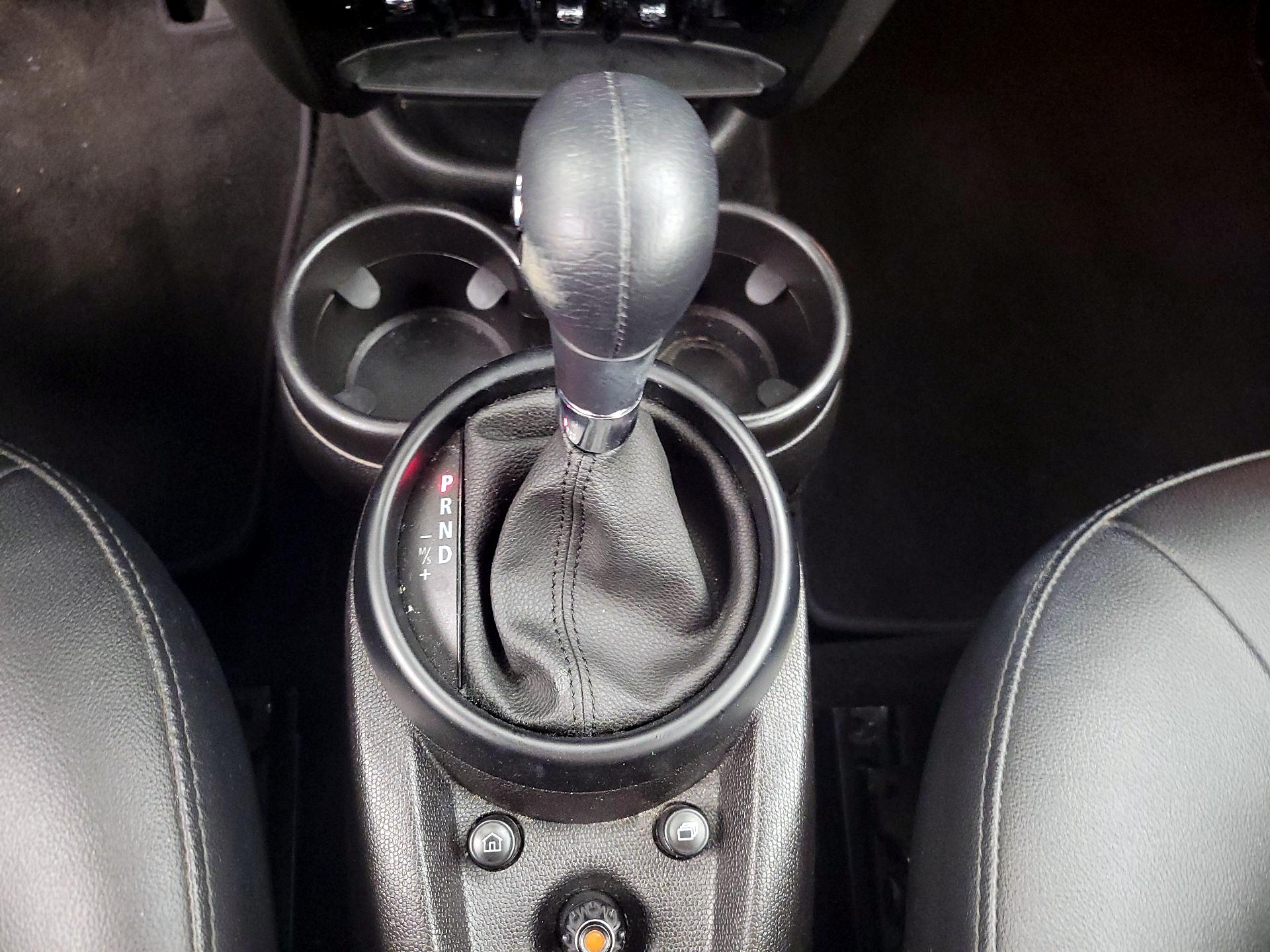 Thumbnail: 2016 MINI Cooper Countryman - 15