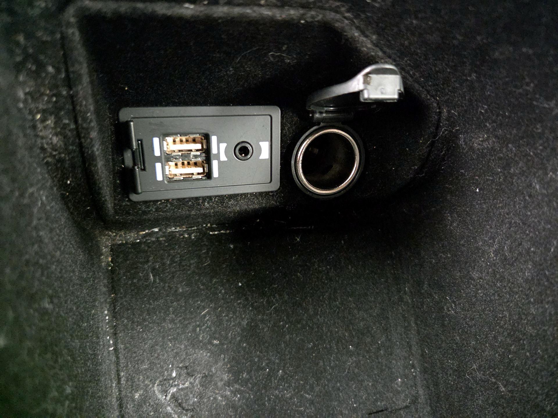 Thumbnail: 2018 Lexus RC - 19