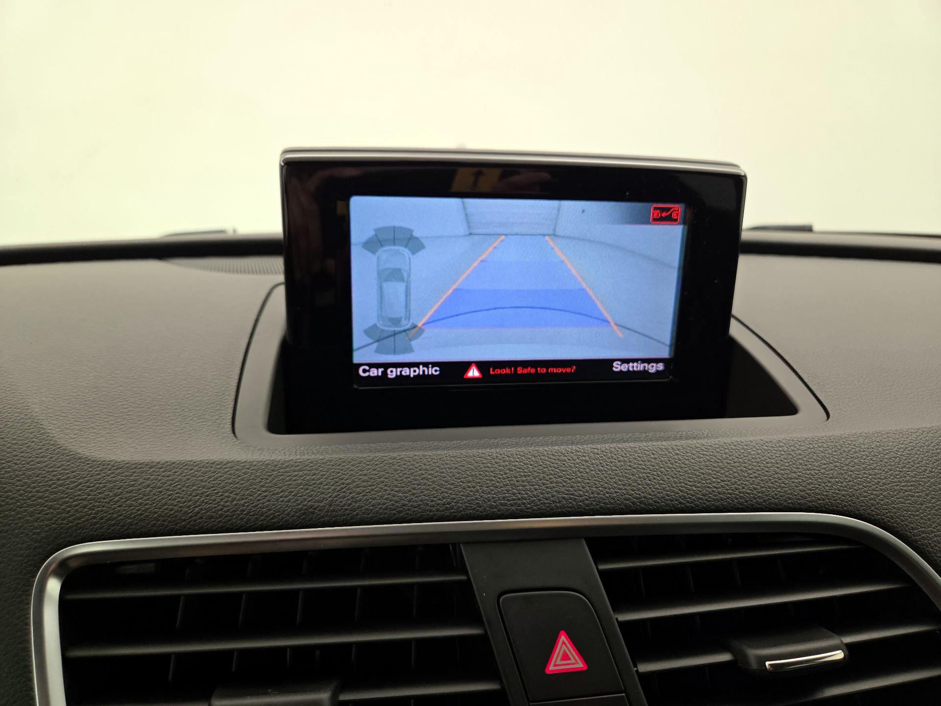 Thumbnail: 2018 Audi Q3 - 14