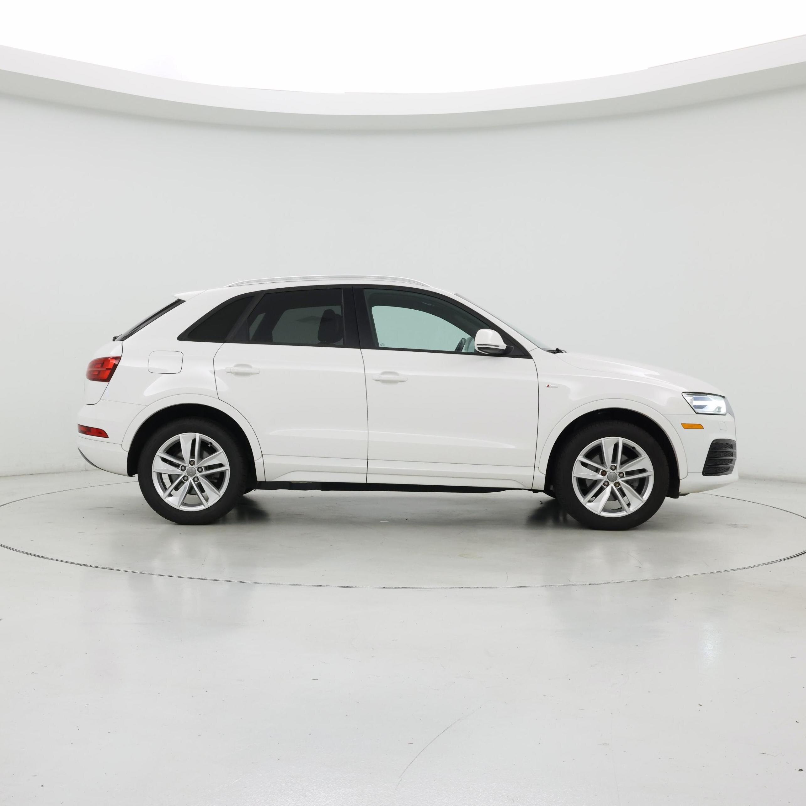 Thumbnail: 2018 Audi Q3 - 7