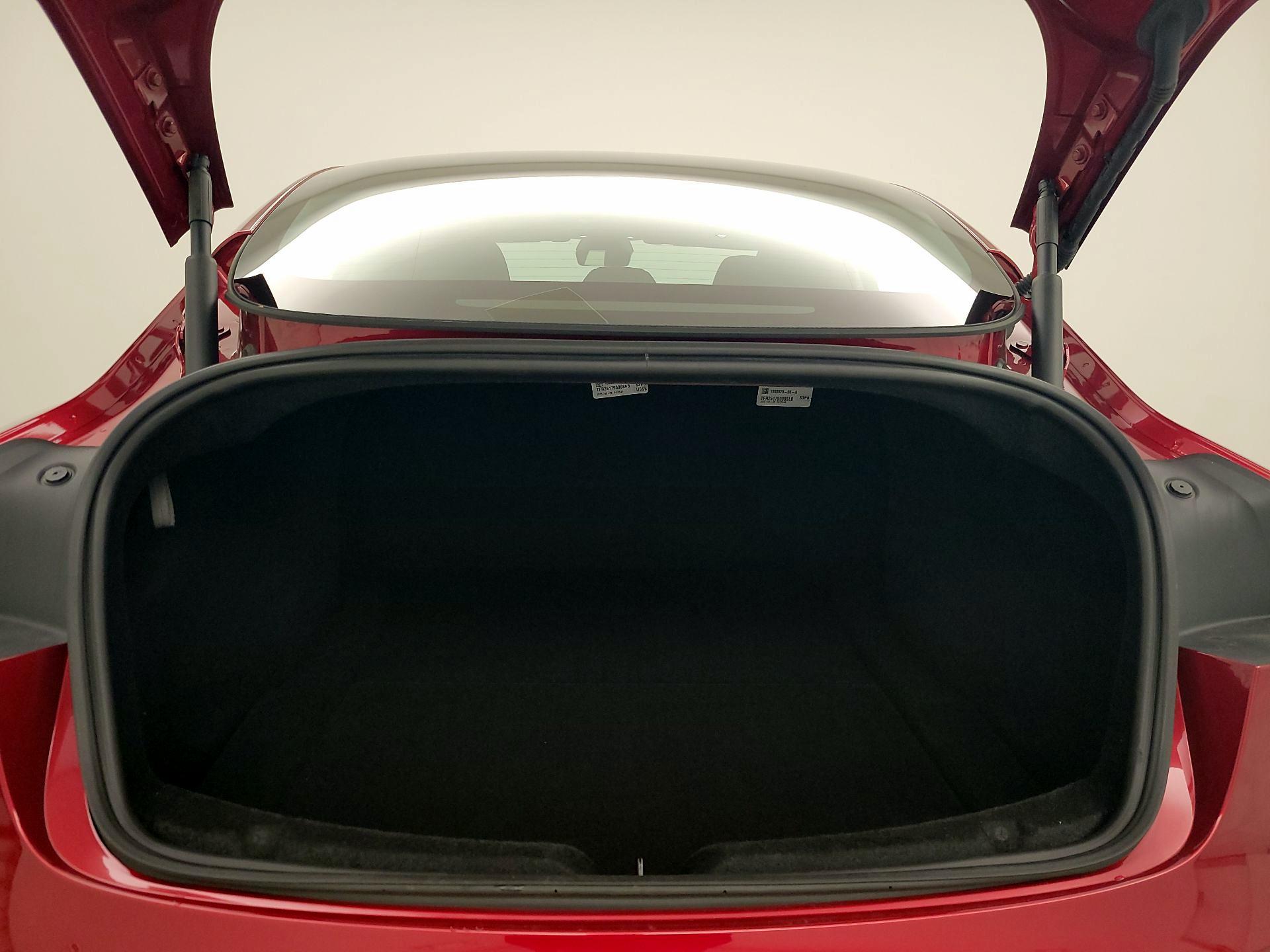 Thumbnail: 2025 Tesla Model 3 - 19