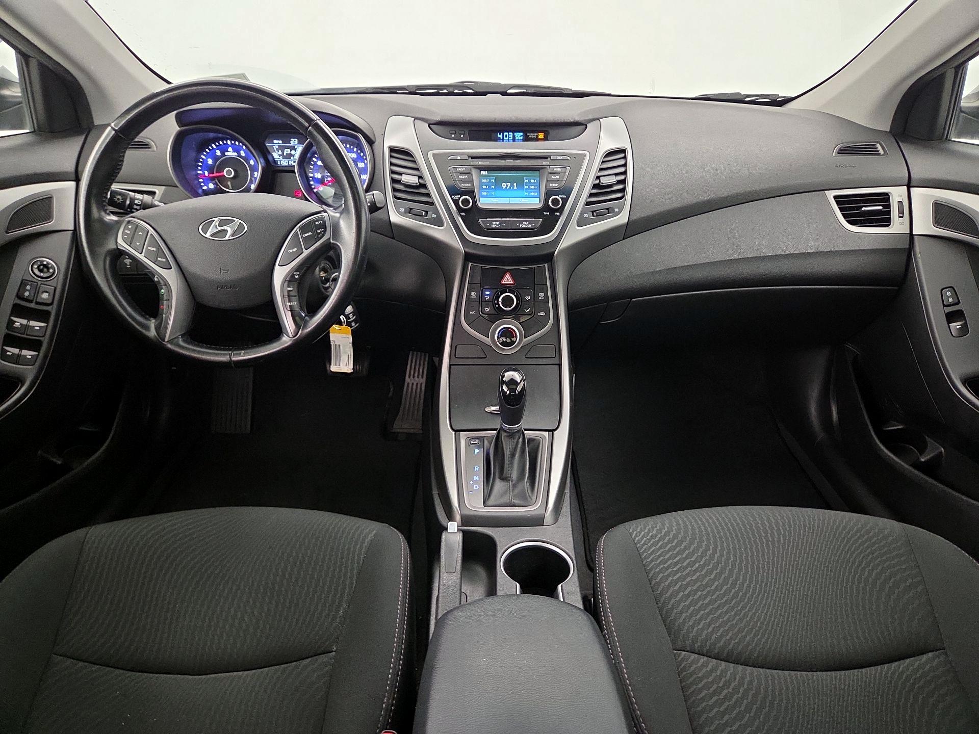 Thumbnail: 2015 Hyundai Elantra - 9