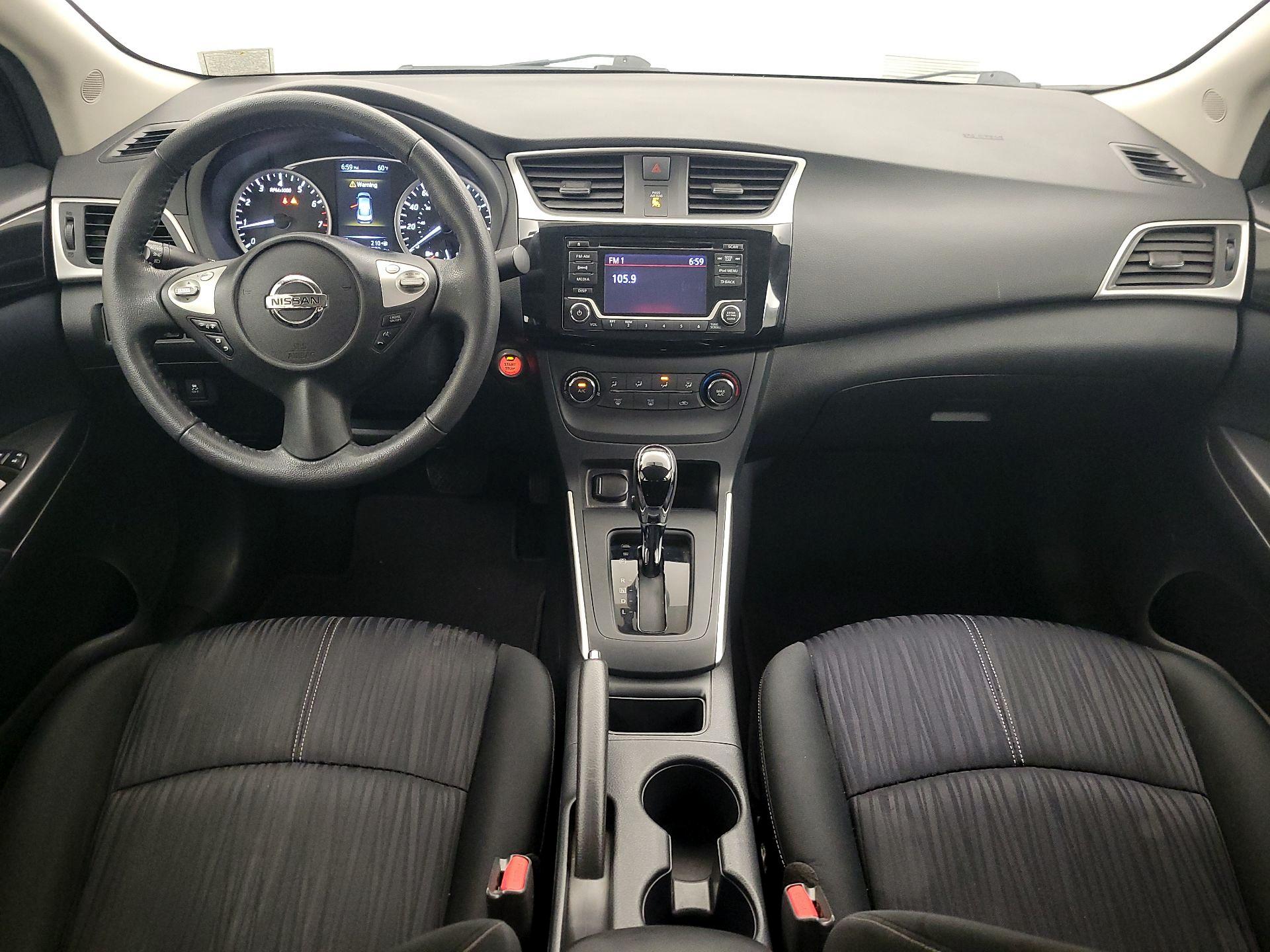 Thumbnail: 2017 Nissan Sentra - 9