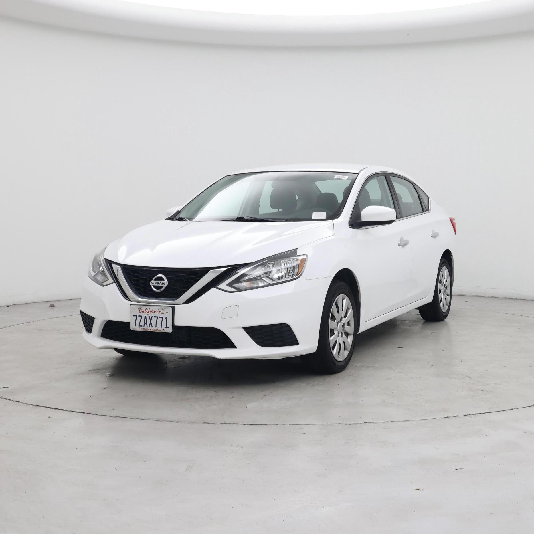 Thumbnail: 2017 Nissan Sentra - 4