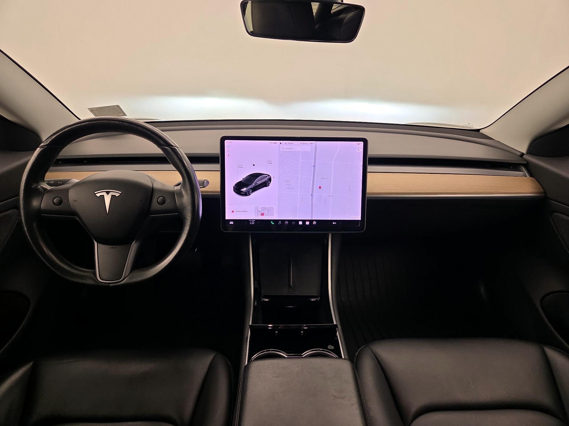 Thumbnail: 2019 Tesla Model 3 - 9