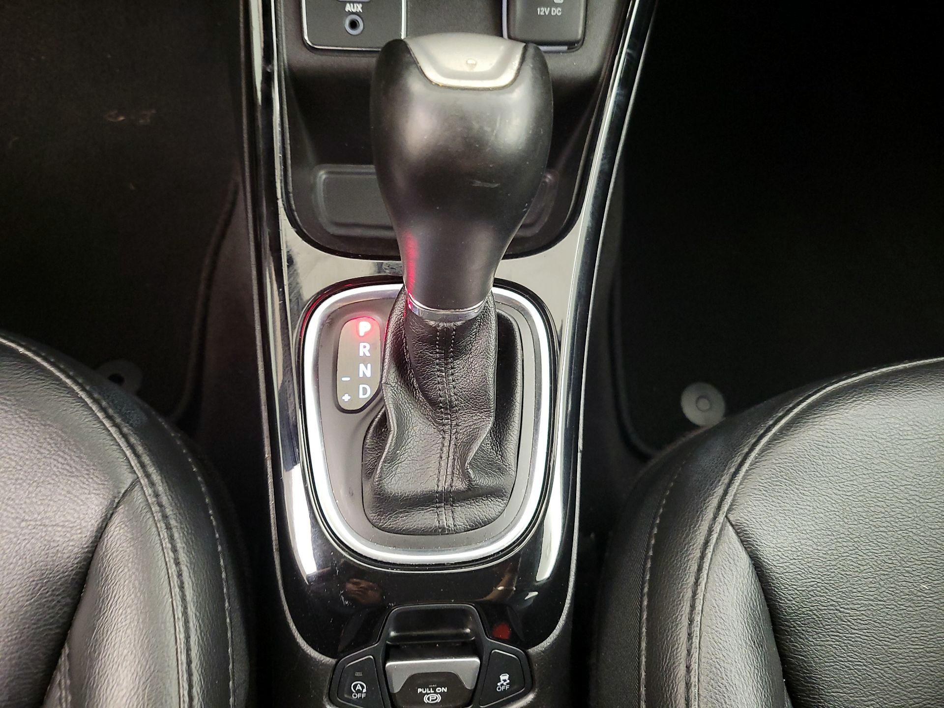 Thumbnail: 2019 Jeep Compass - 17