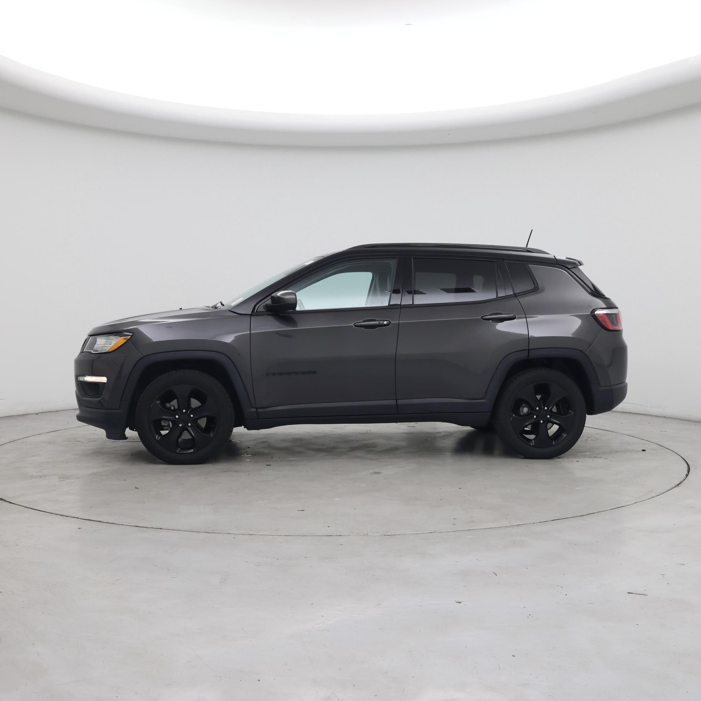 Thumbnail: 2019 Jeep Compass - 3
