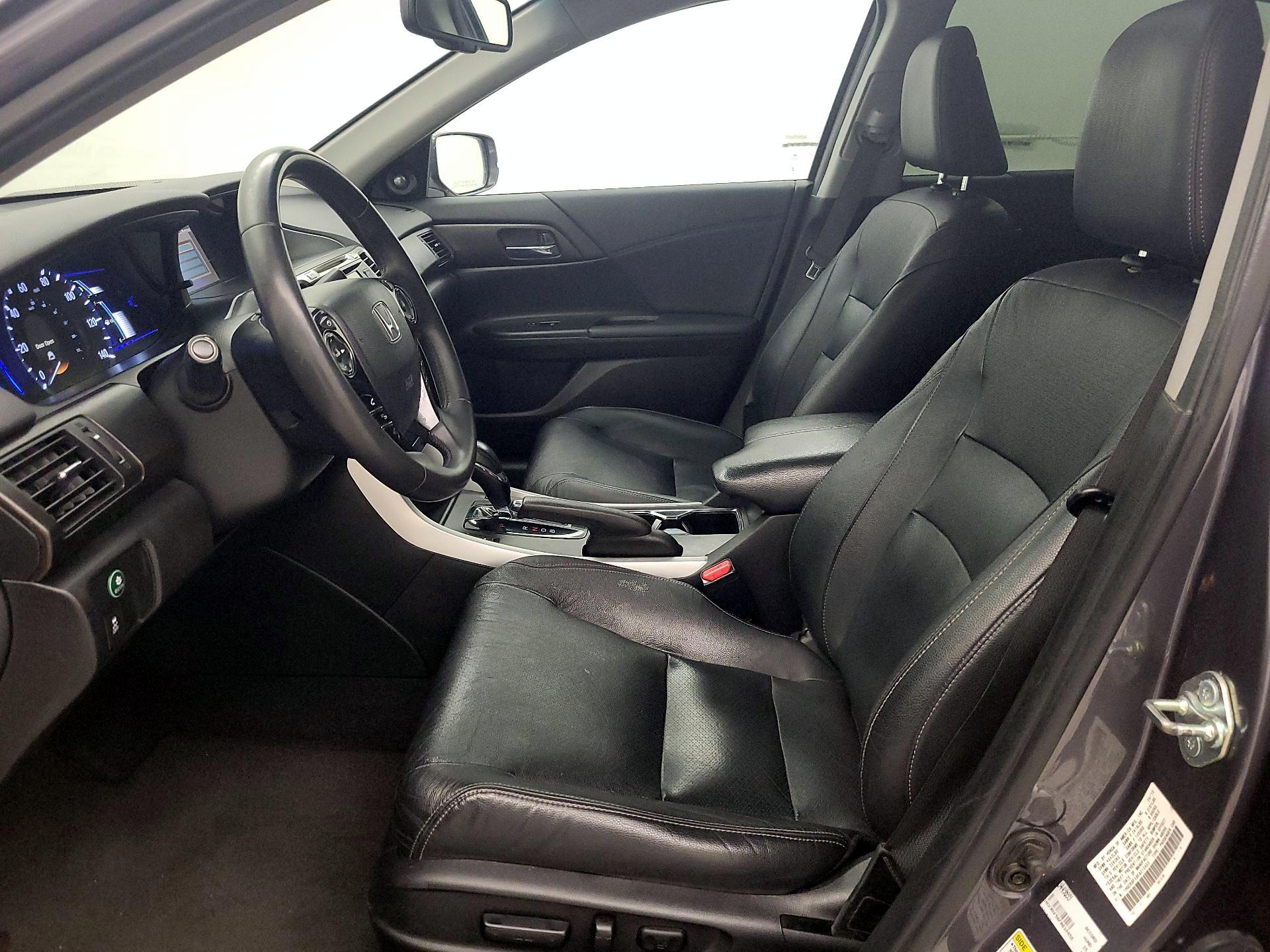 Thumbnail: 2015 Honda Accord - 11