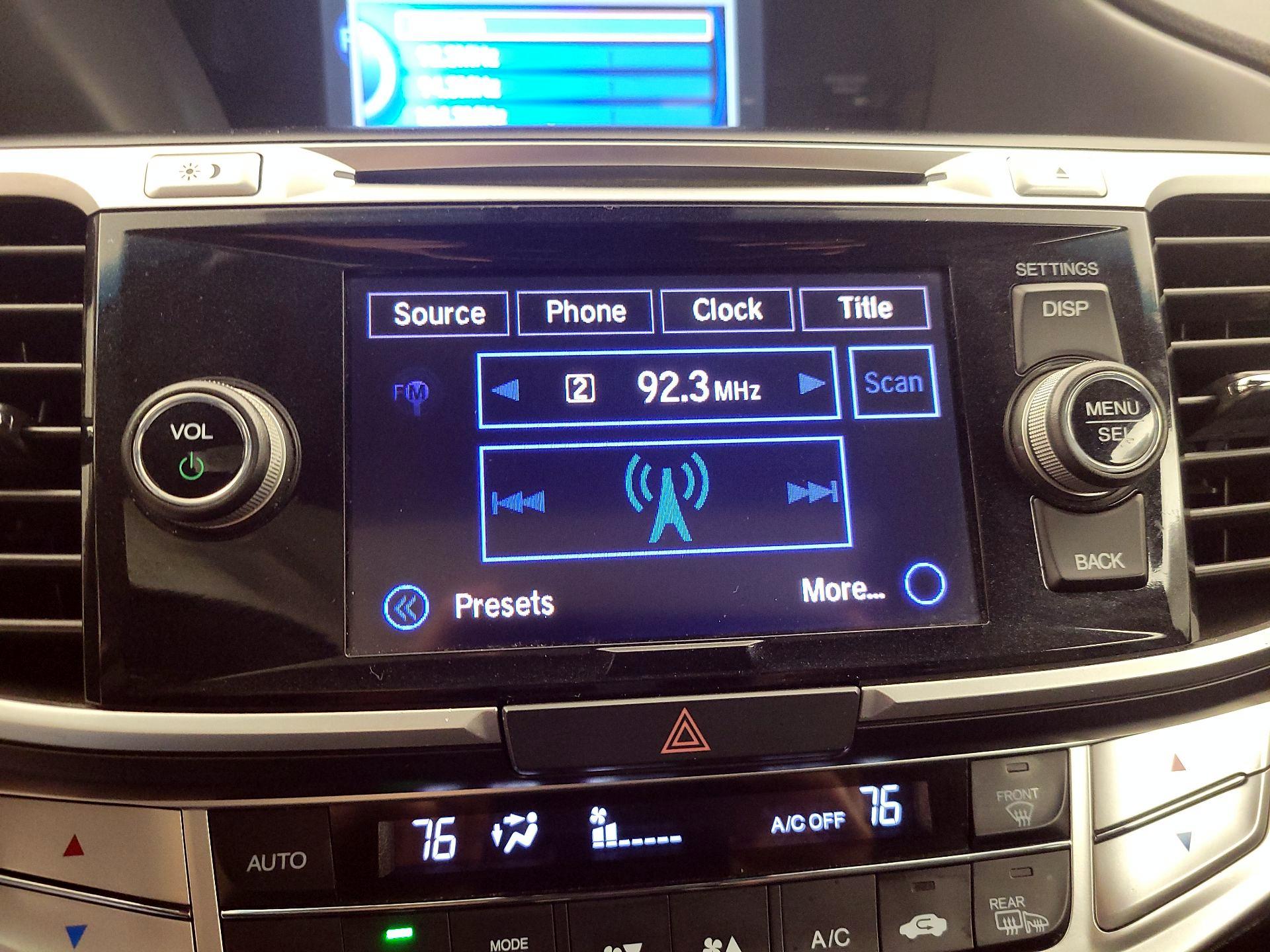 Thumbnail: 2015 Honda Accord - 14