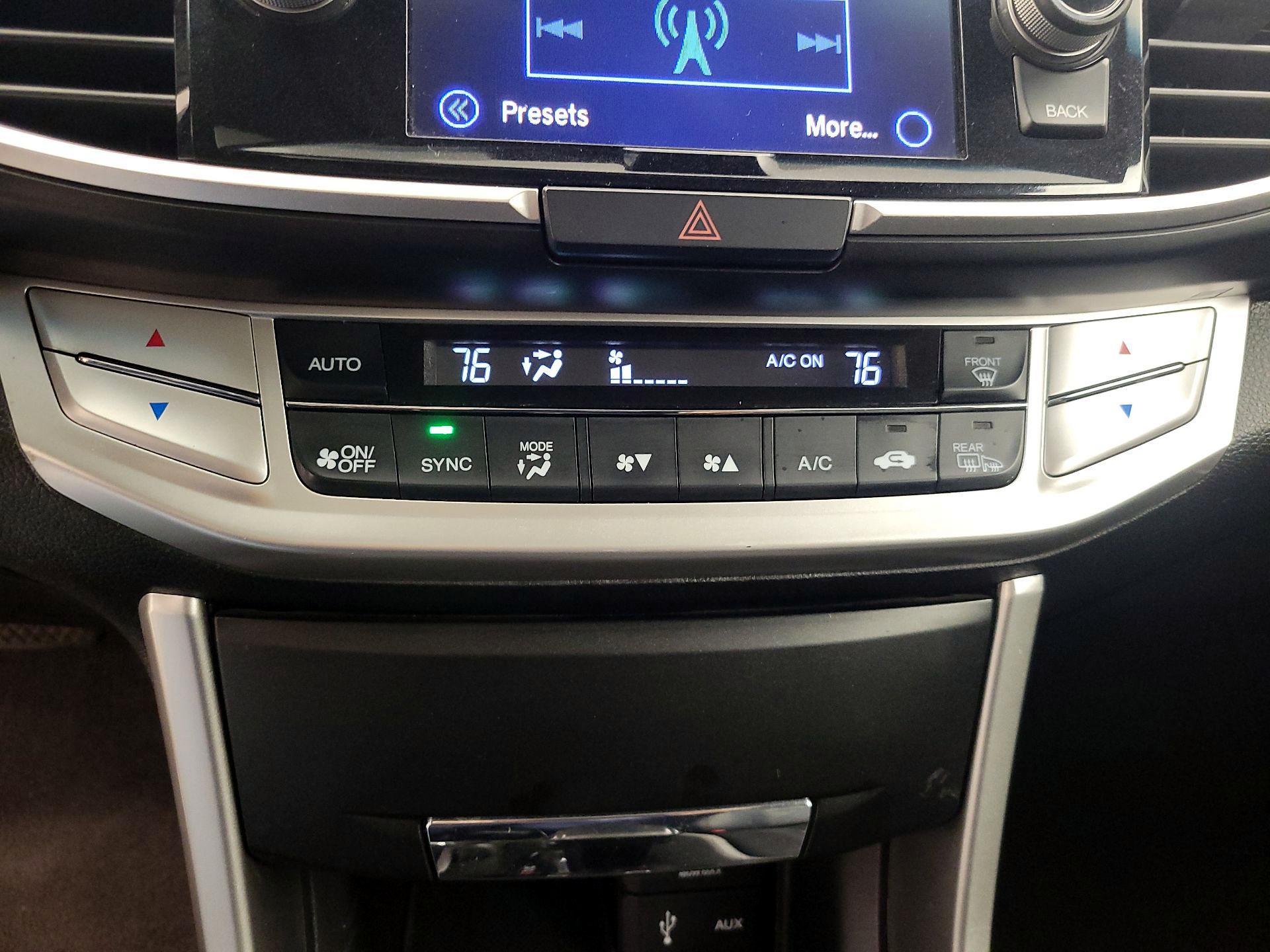 Thumbnail: 2015 Honda Accord - 15