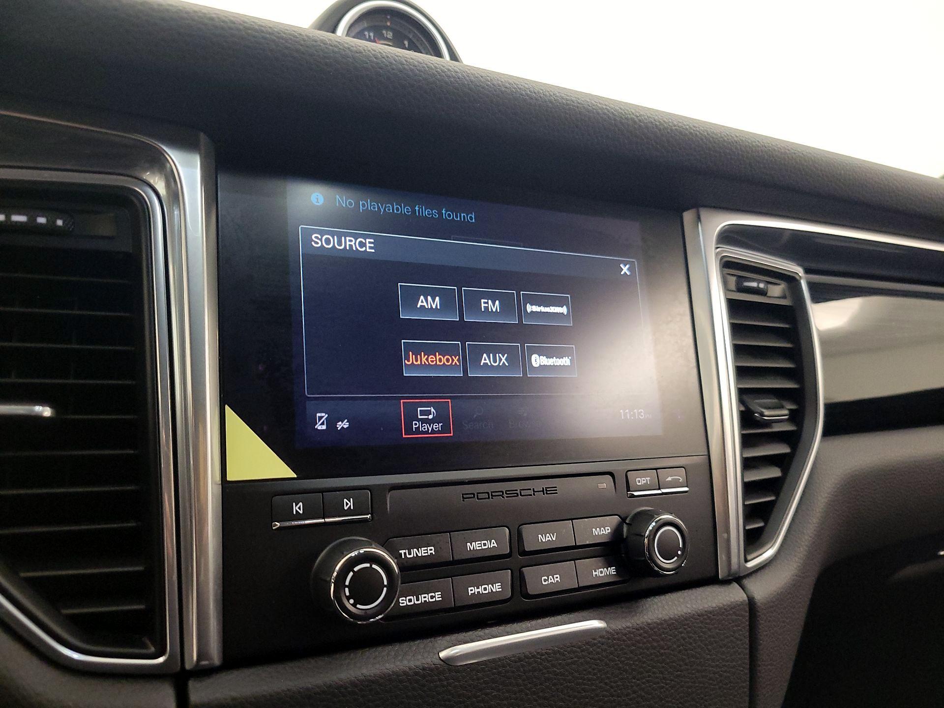 Thumbnail: 2017 Porsche Macan - 15